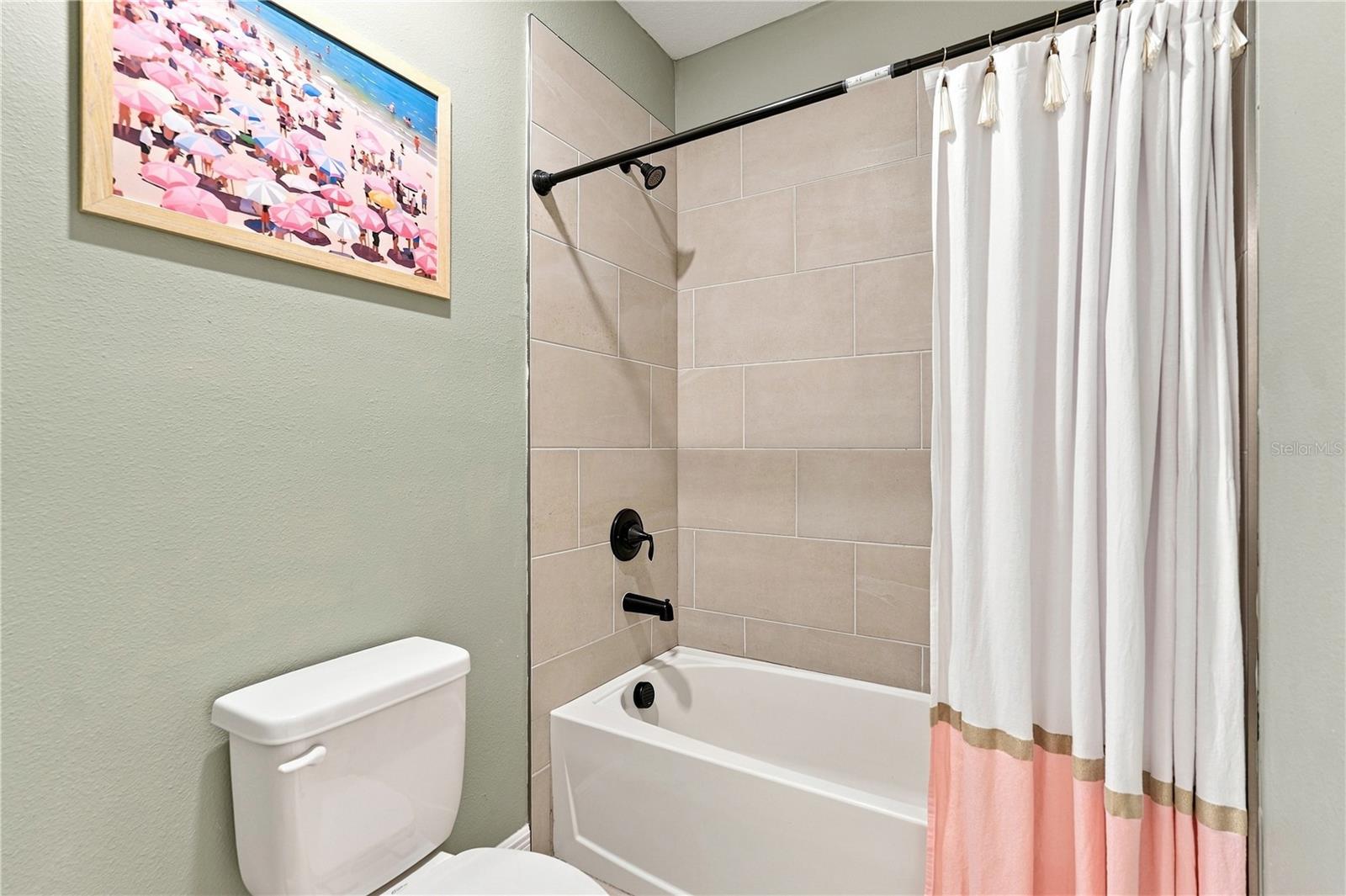 8219 TEA OLIVE TER — photo 42