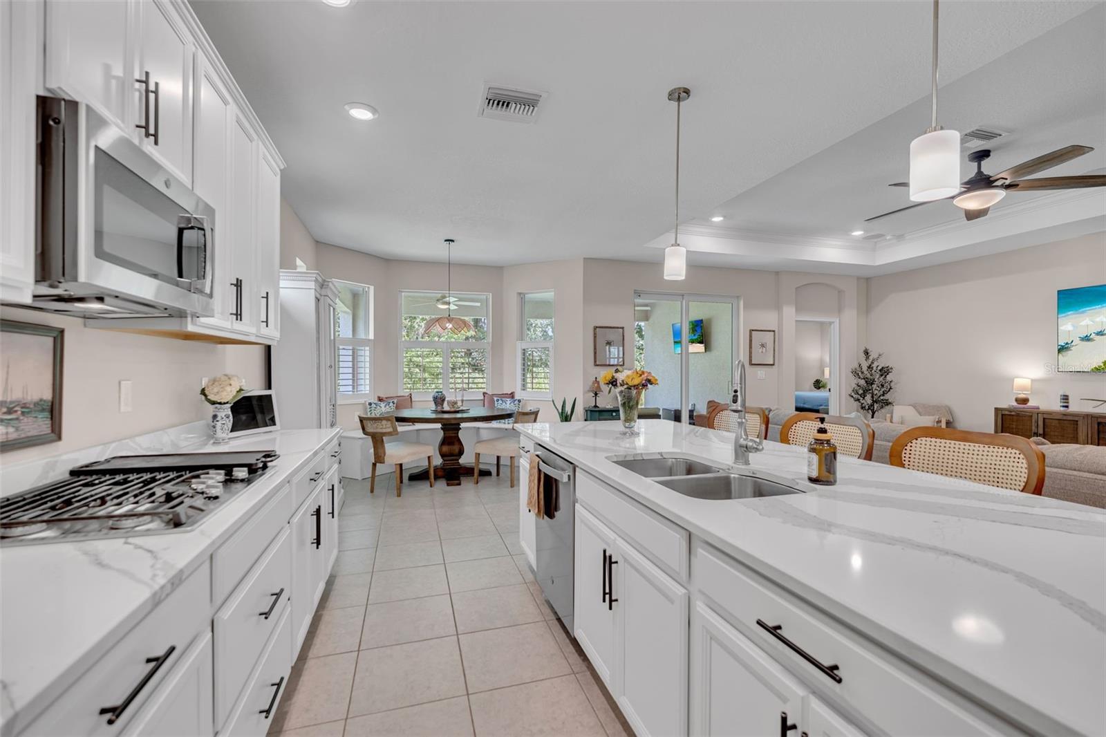 8219 TEA OLIVE TER — photo 21