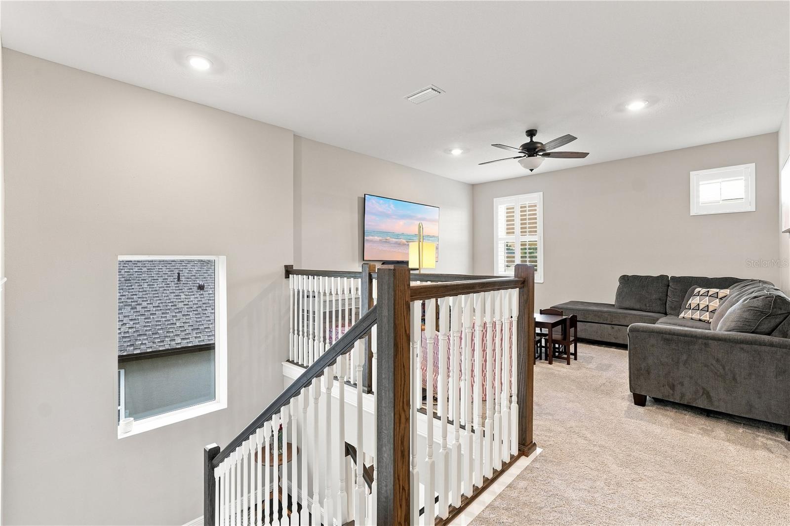 8219 TEA OLIVE TER — photo 34