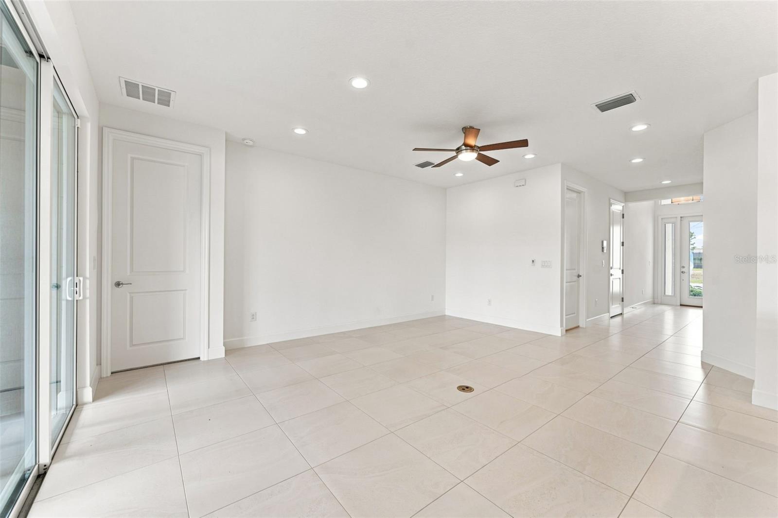 3427 MALTA AVE — photo 12