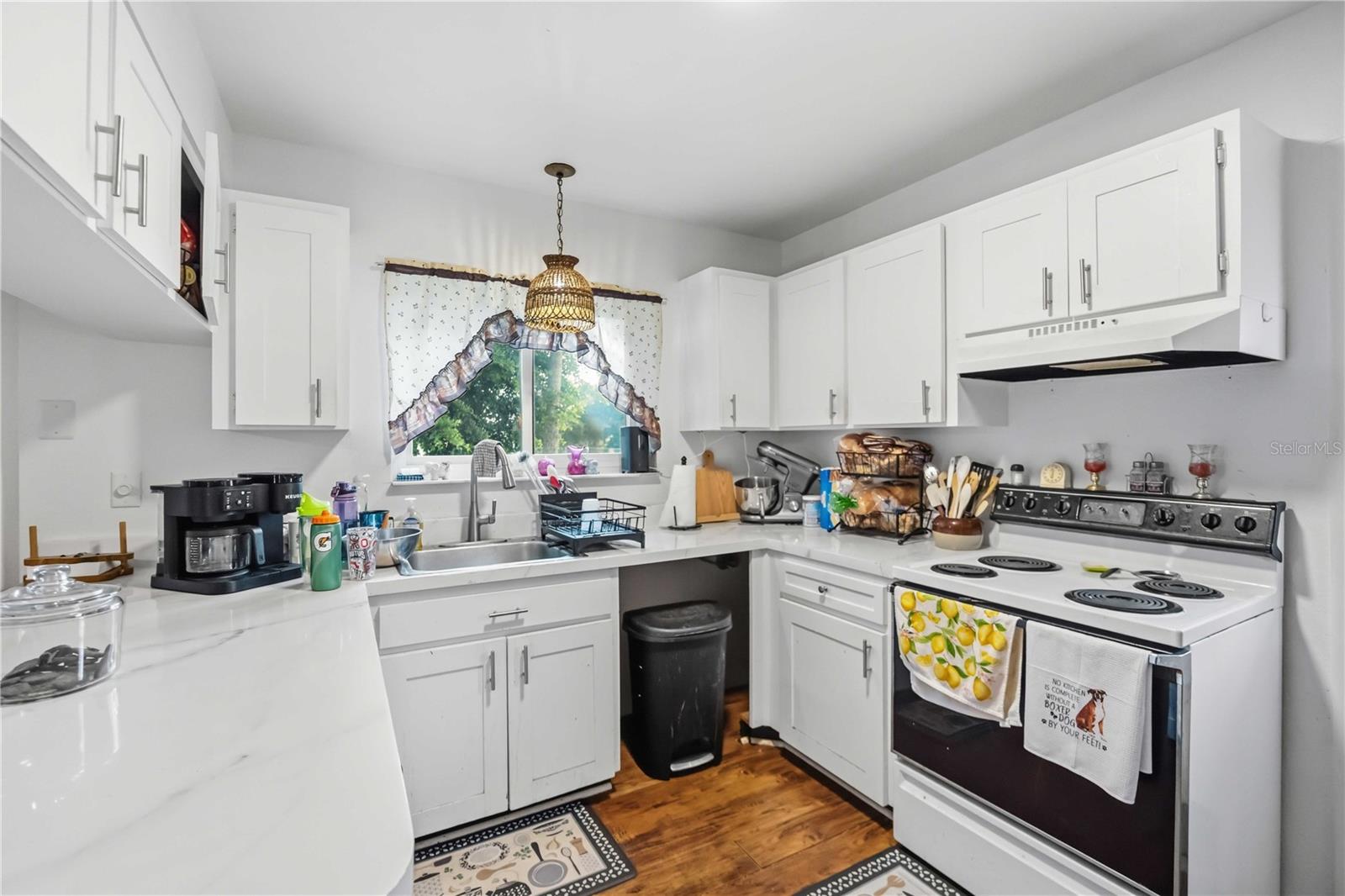 5409 KENWOOD DR — photo 9