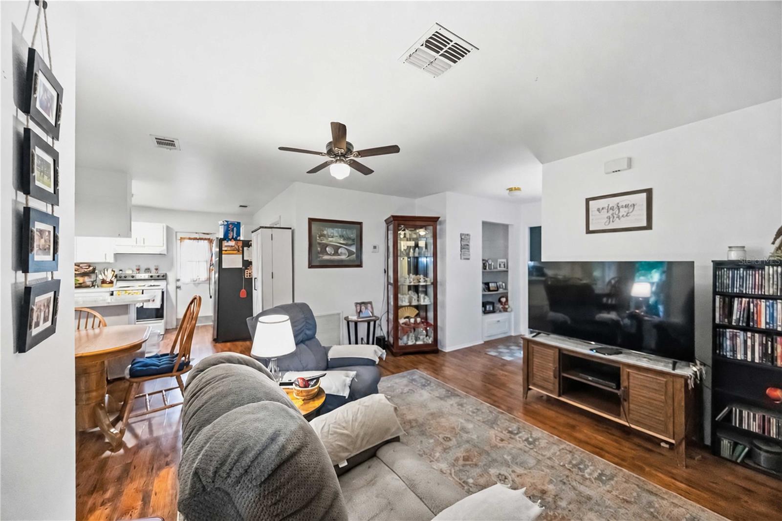 5409 KENWOOD DR — photo 7