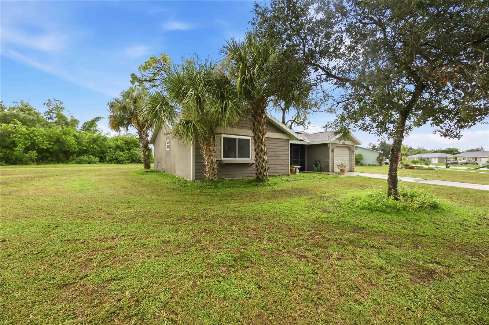 5409 KENWOOD DR — photo 33