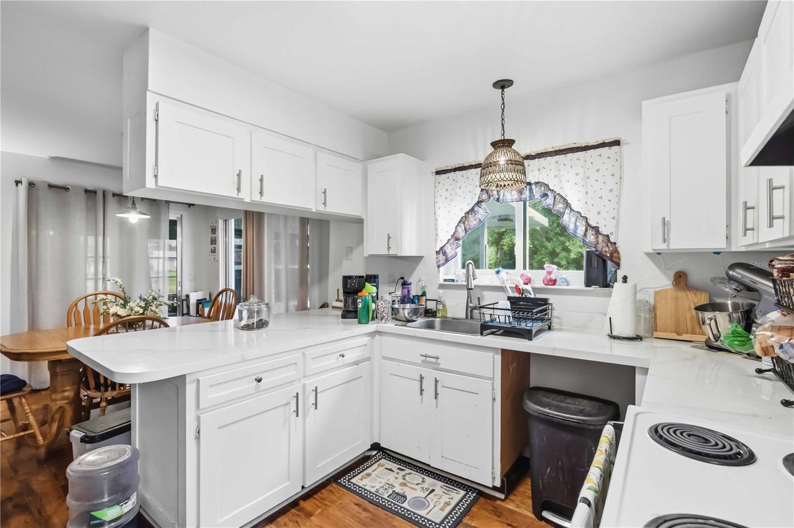 5409 KENWOOD DR — photo 8