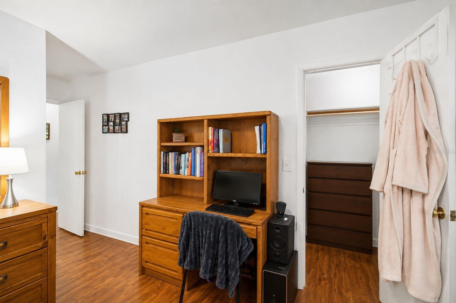 5409 KENWOOD DR — photo 17