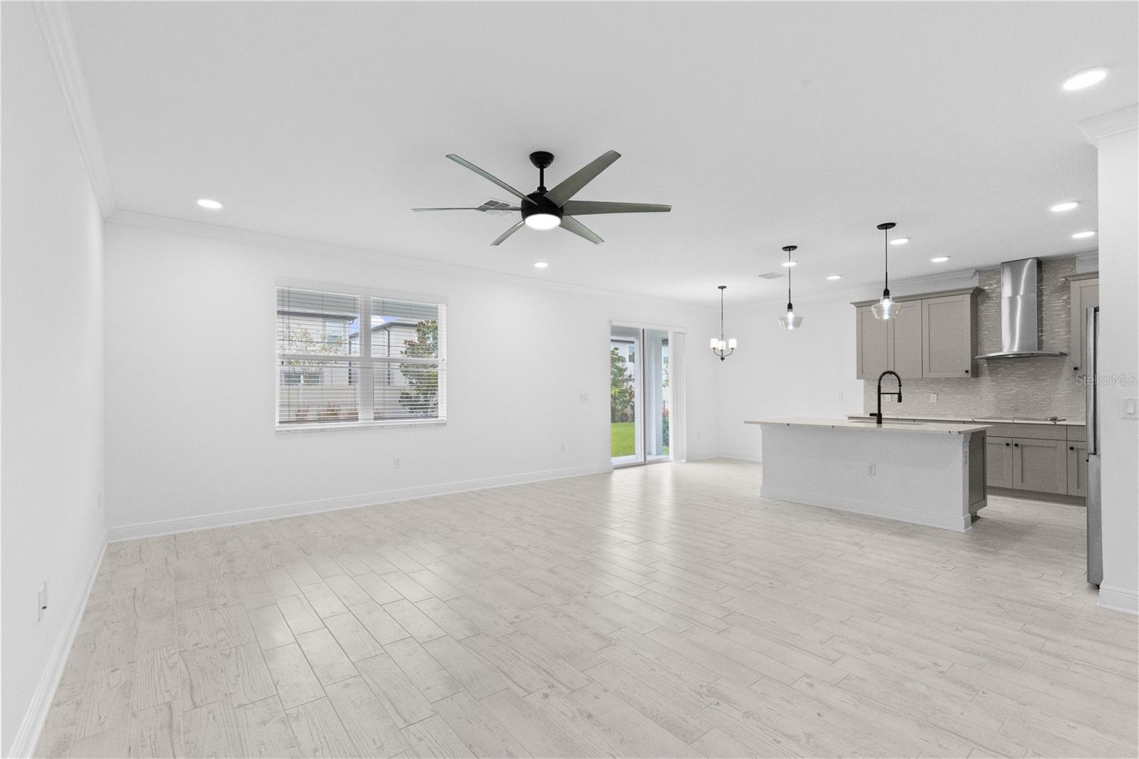 7421 NOTCHED PINE BND — photo 8