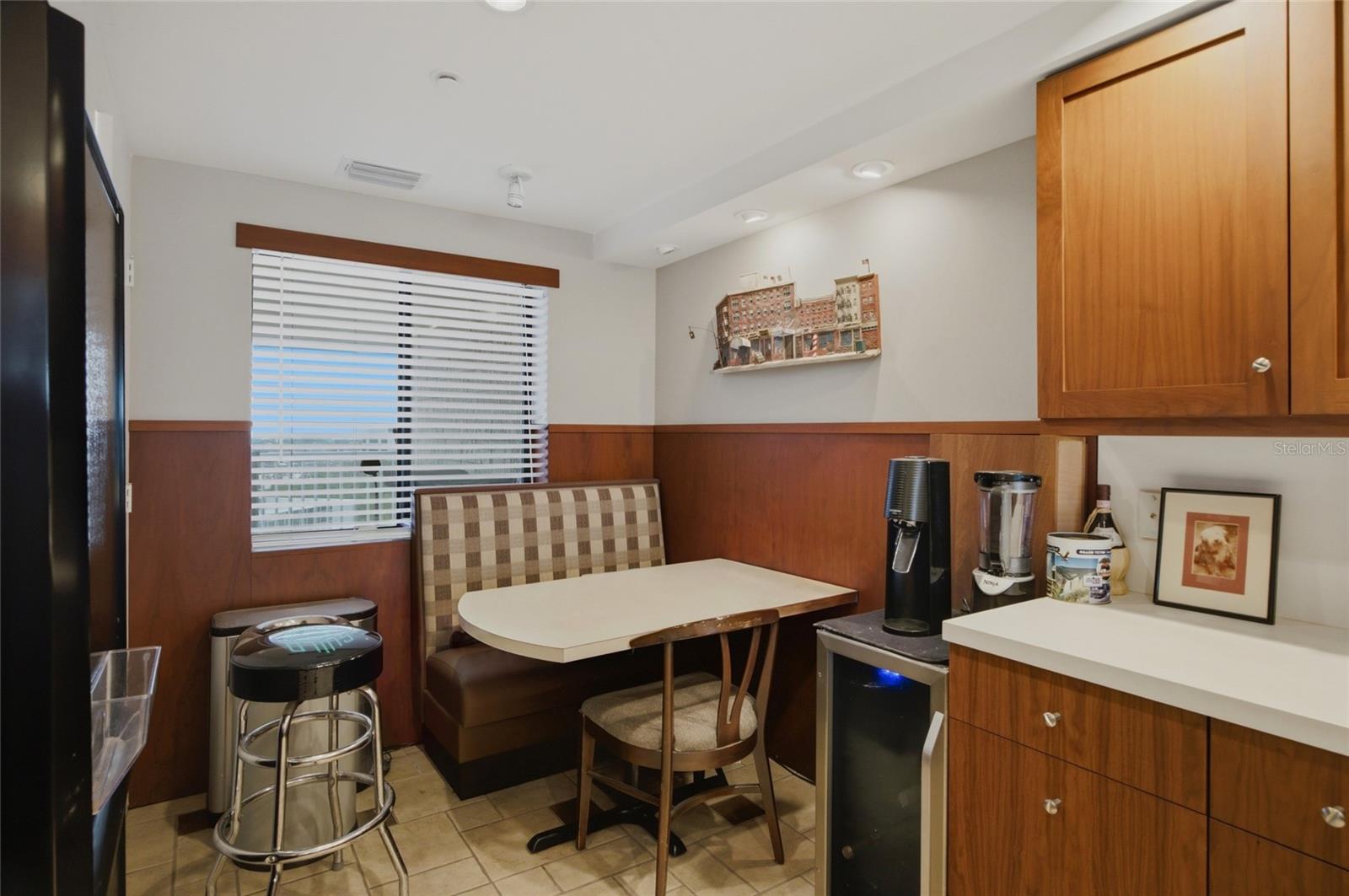 2 ADALIA AVE #1004 — photo 11
