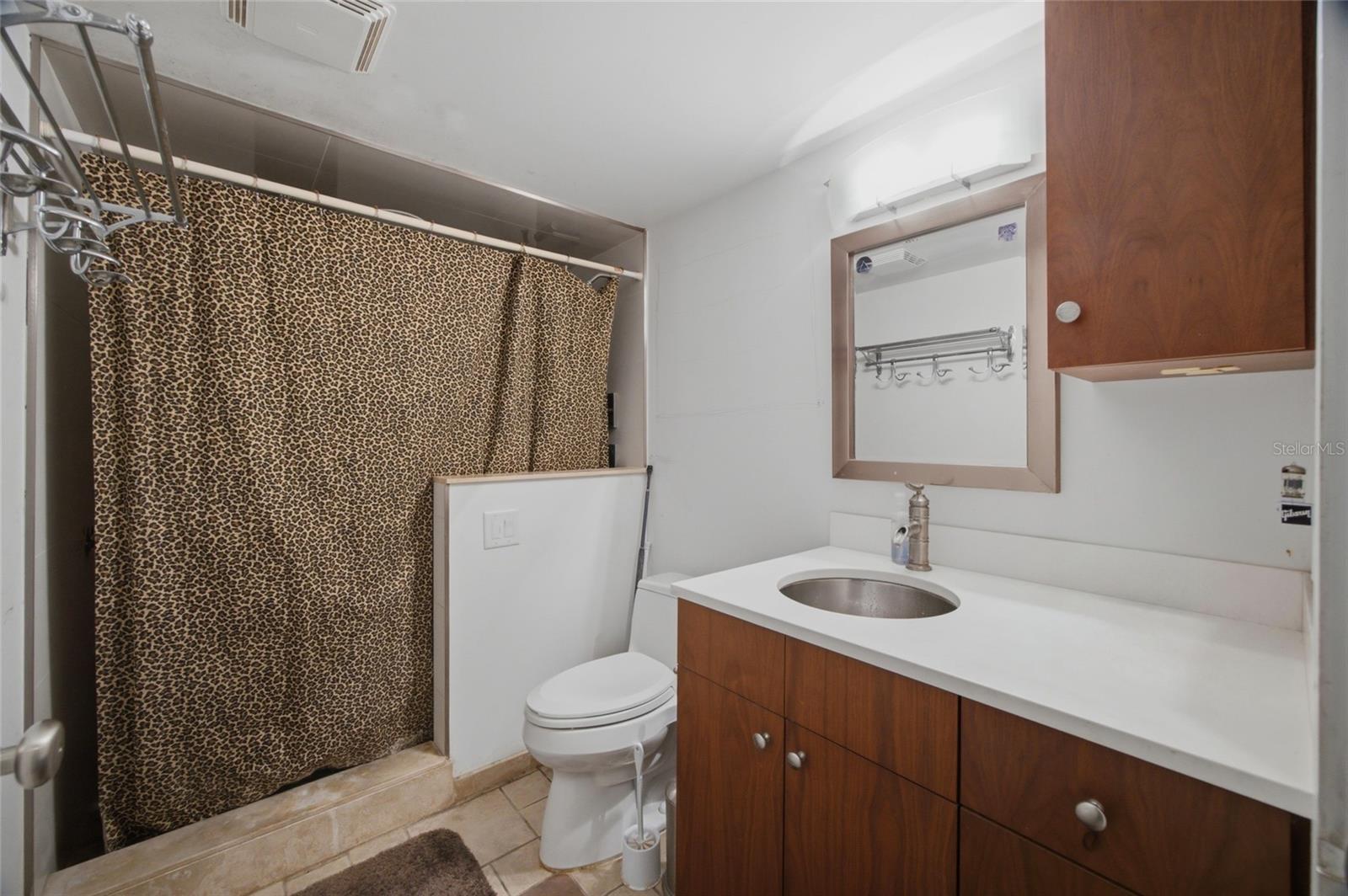 2 ADALIA AVE #1004 — photo 15