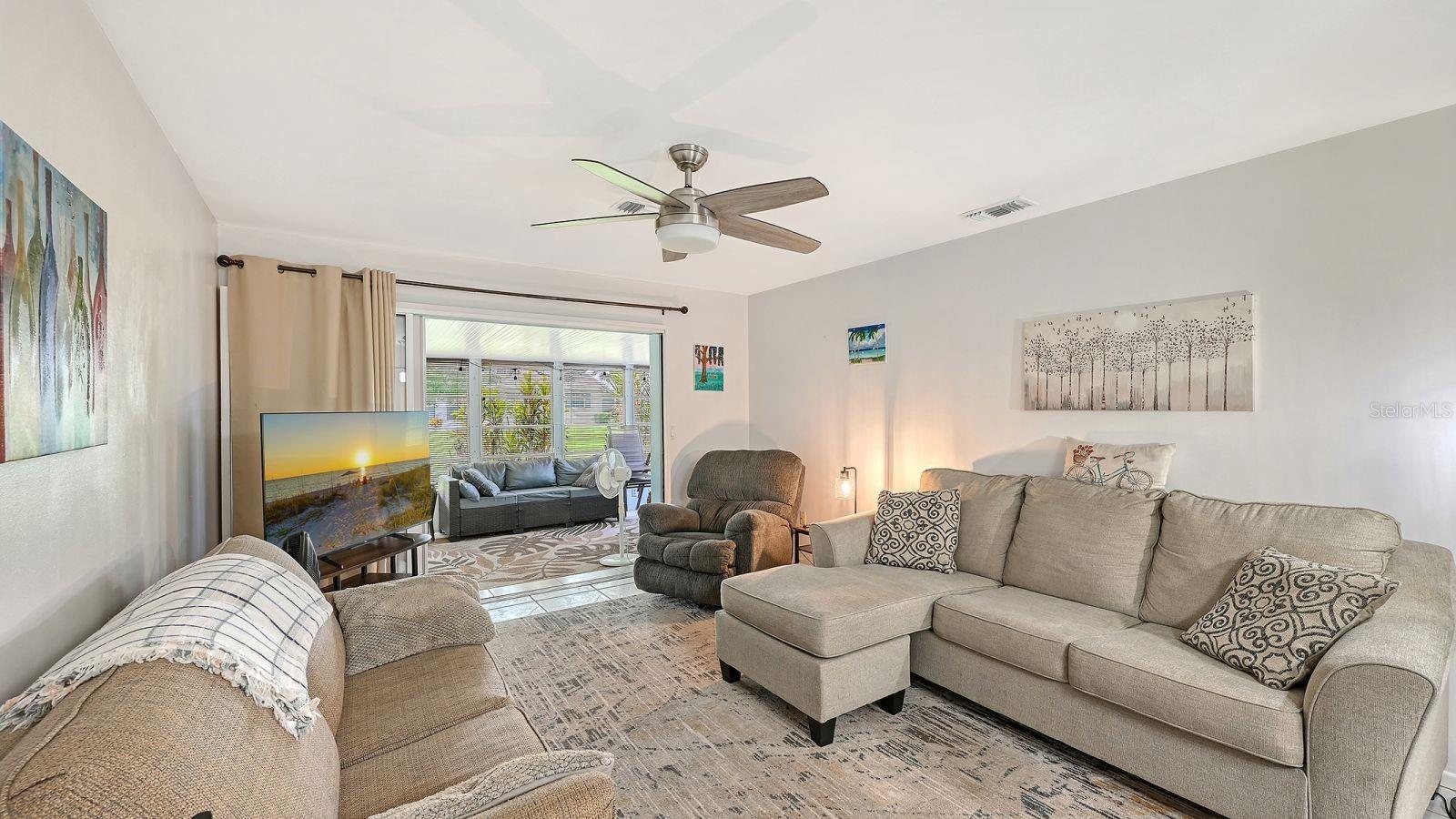 2436 GOLF COURSE DR #707 — photo 8