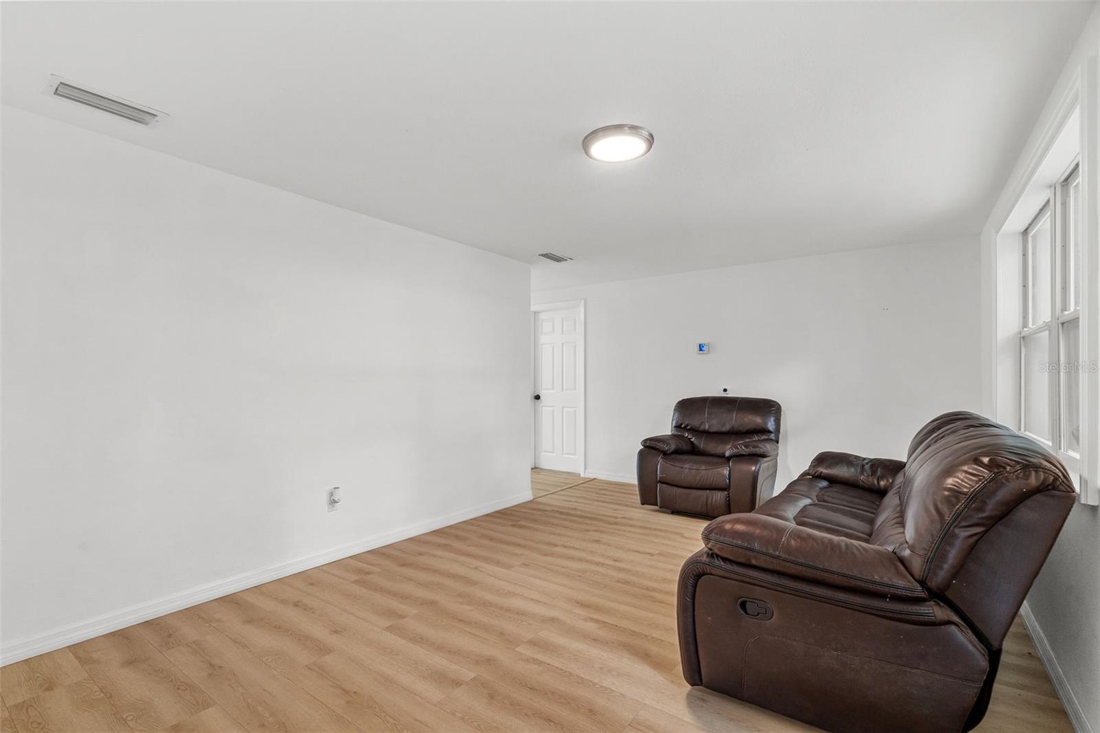 1651 ATLAS LN — photo 6