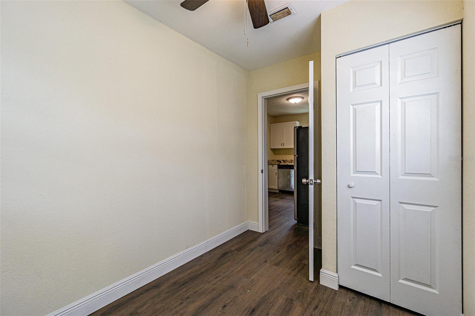 505 E VIRGINIA AVE — photo 9
