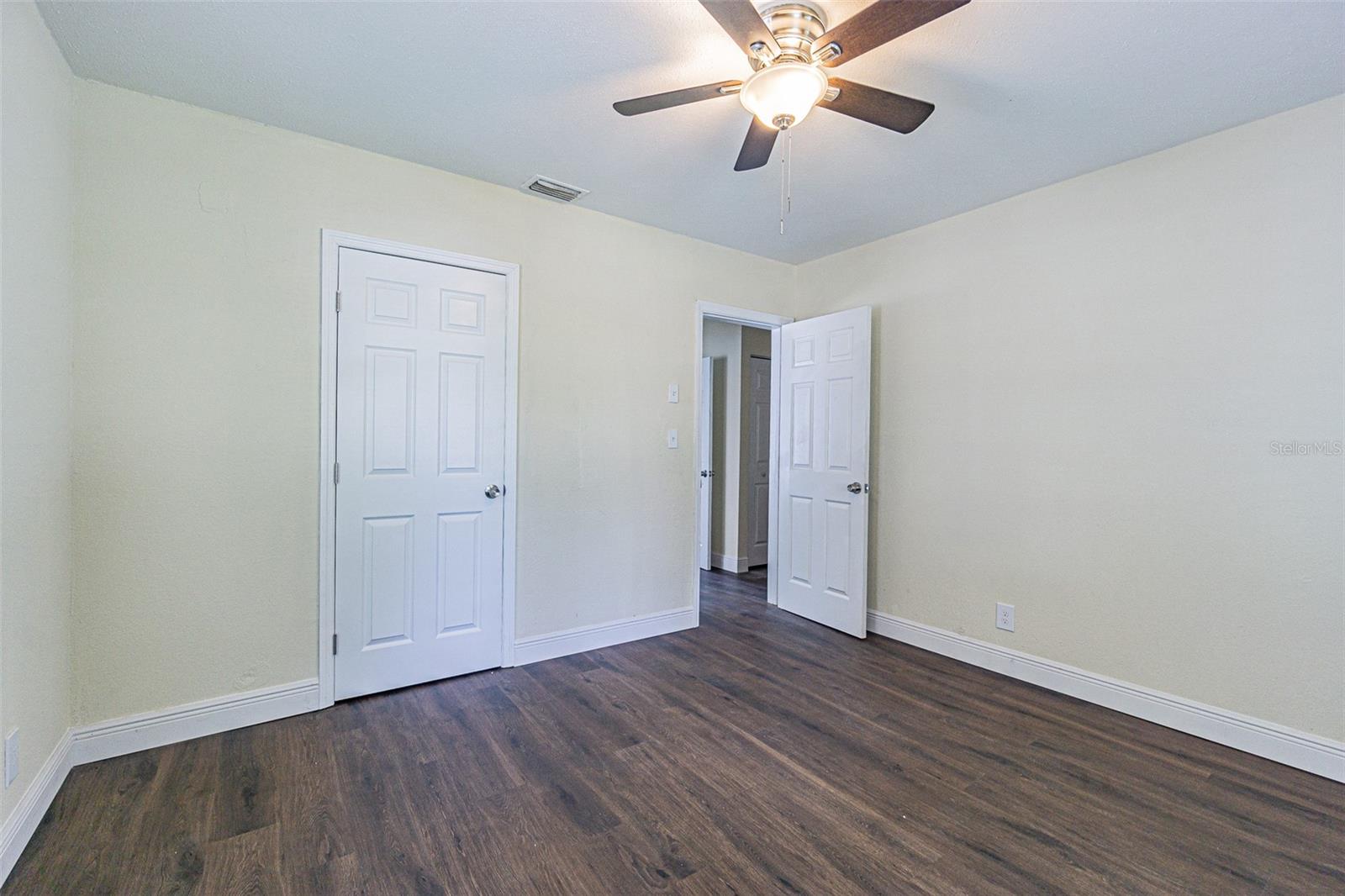 505 E VIRGINIA AVE — photo 13