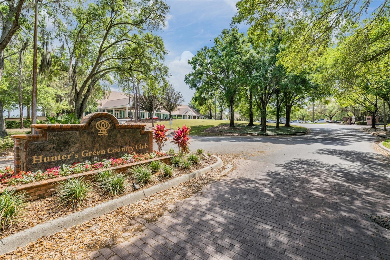9402 HUNTERS POND DR — photo 34