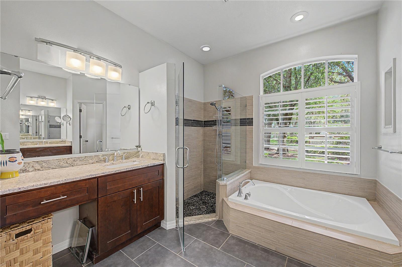 9402 HUNTERS POND DR — photo 19