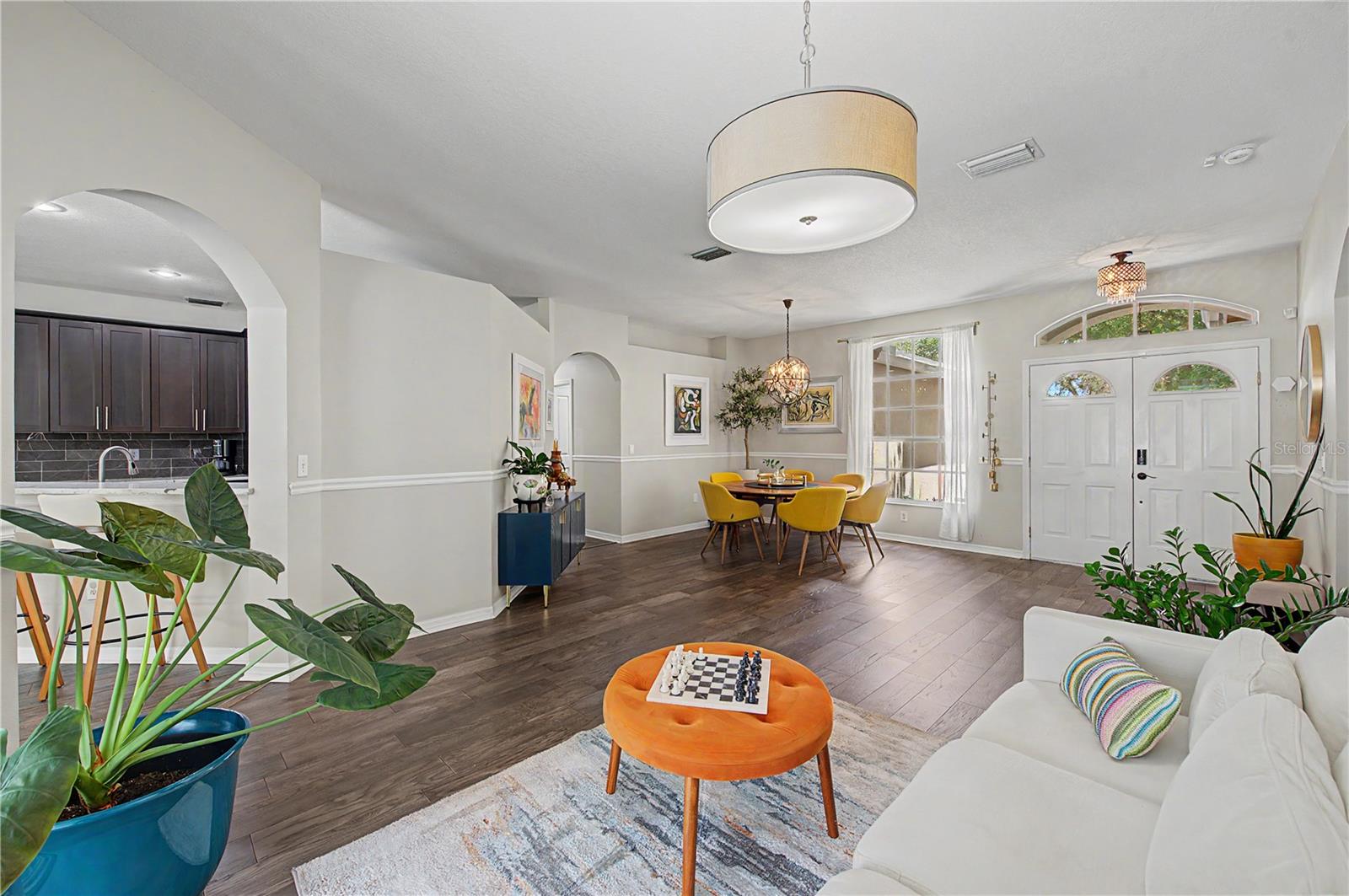 9402 HUNTERS POND DR — photo 4