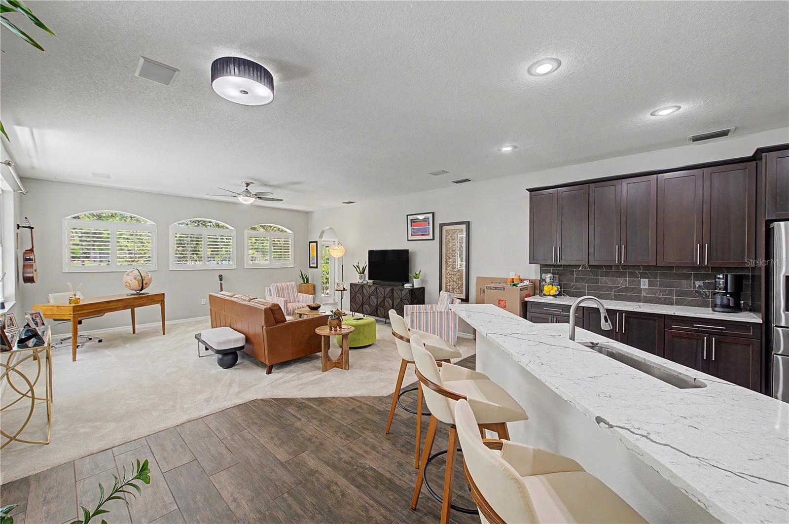 9402 HUNTERS POND DR — photo 15