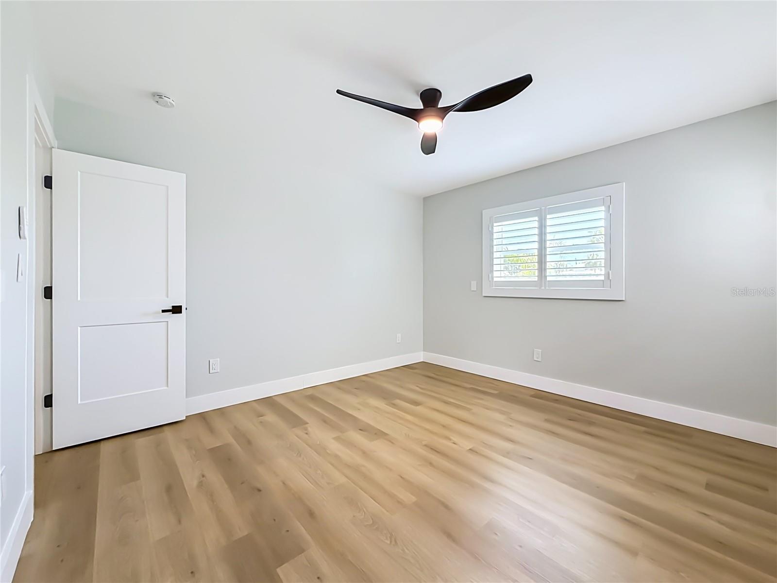 3602 CASABLANCA AVE — photo 38
