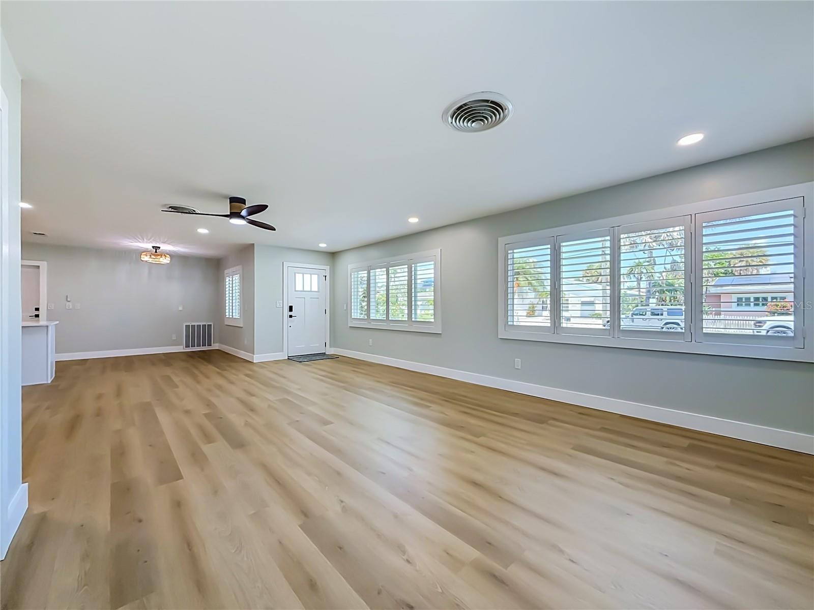 3602 CASABLANCA AVE — photo 11