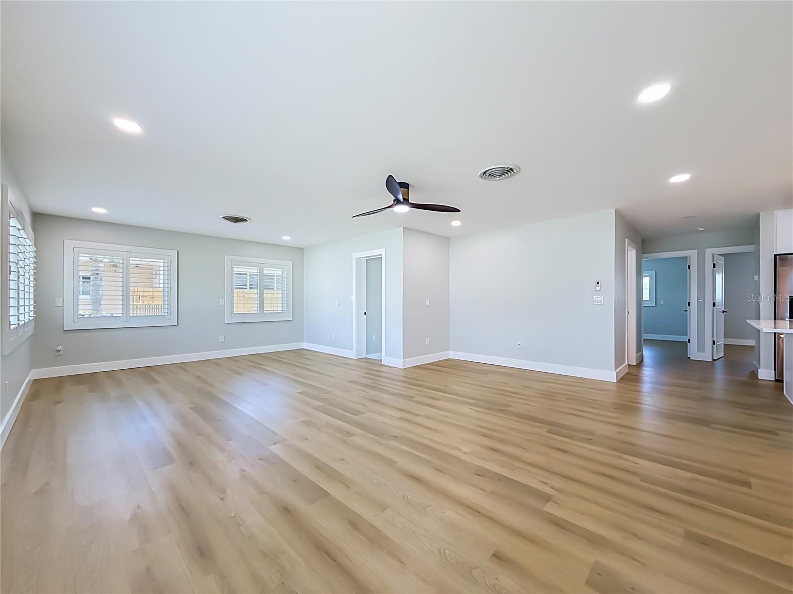 3602 CASABLANCA AVE — photo 7