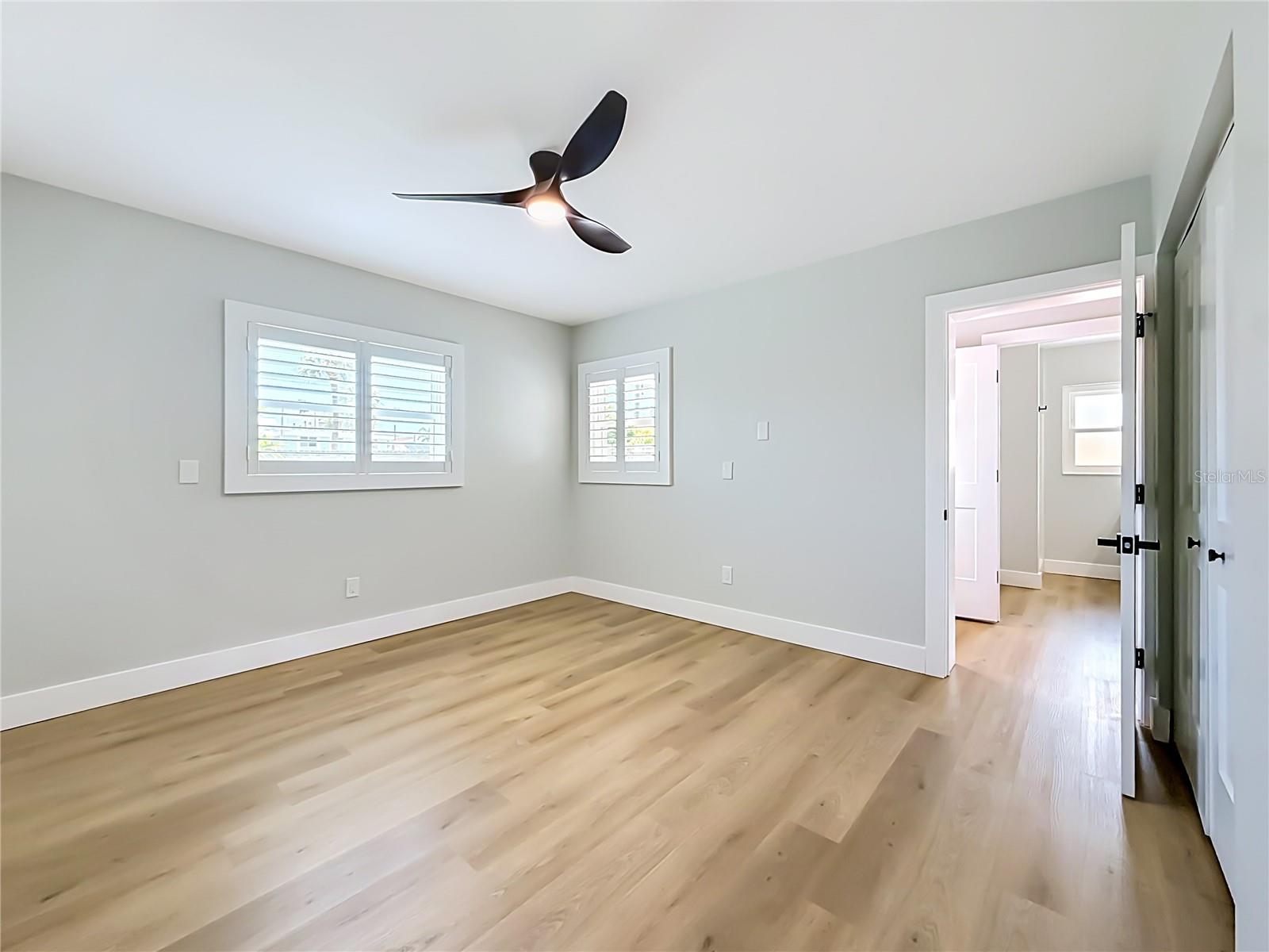 3602 CASABLANCA AVE — photo 35