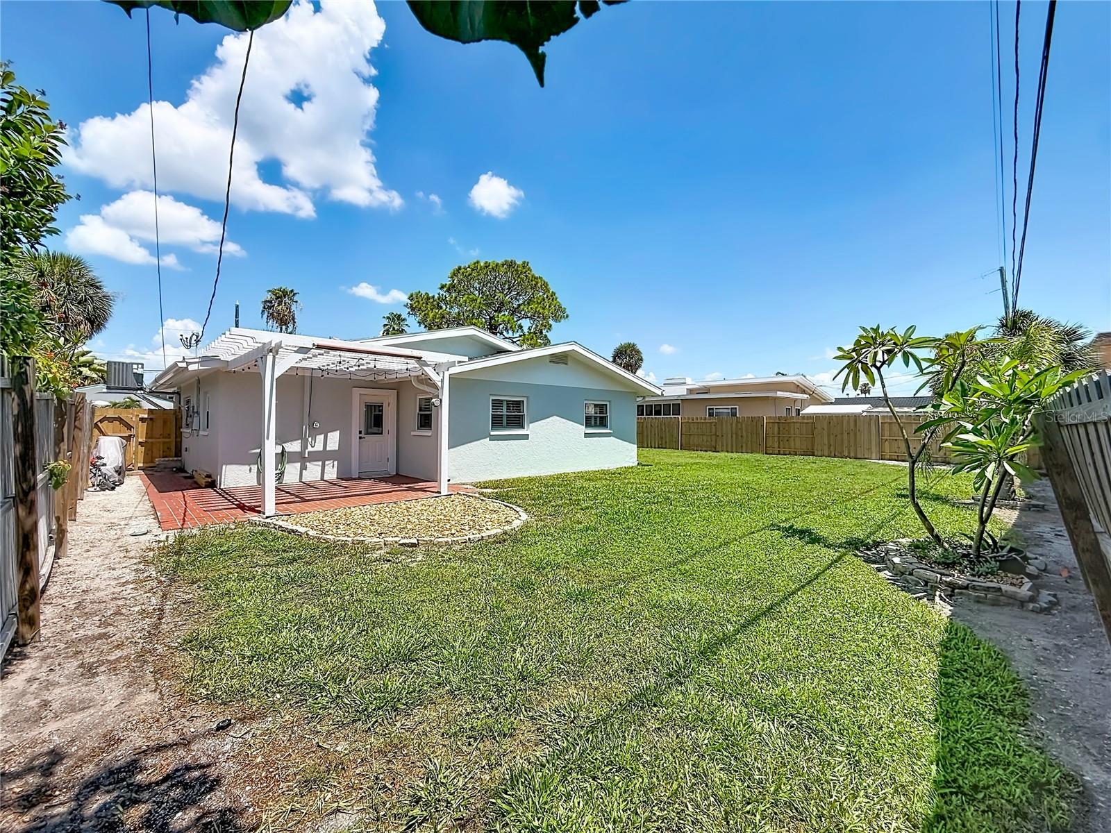 3602 CASABLANCA AVE — photo 51
