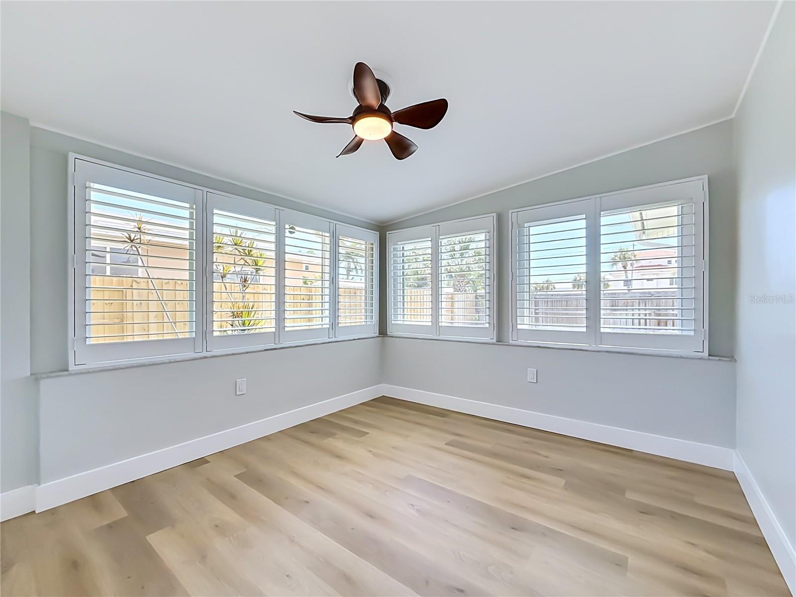3602 CASABLANCA AVE — photo 23