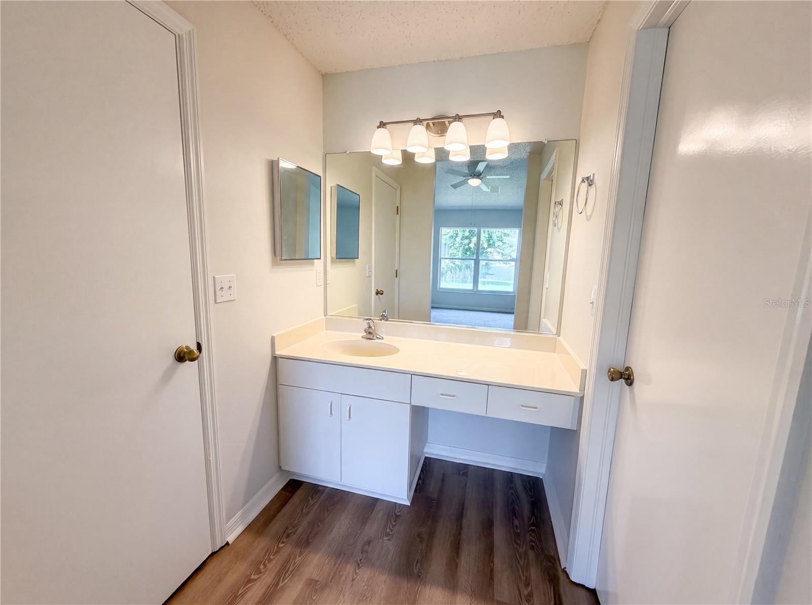 923 OXFORD PARK DR #81 — photo 16