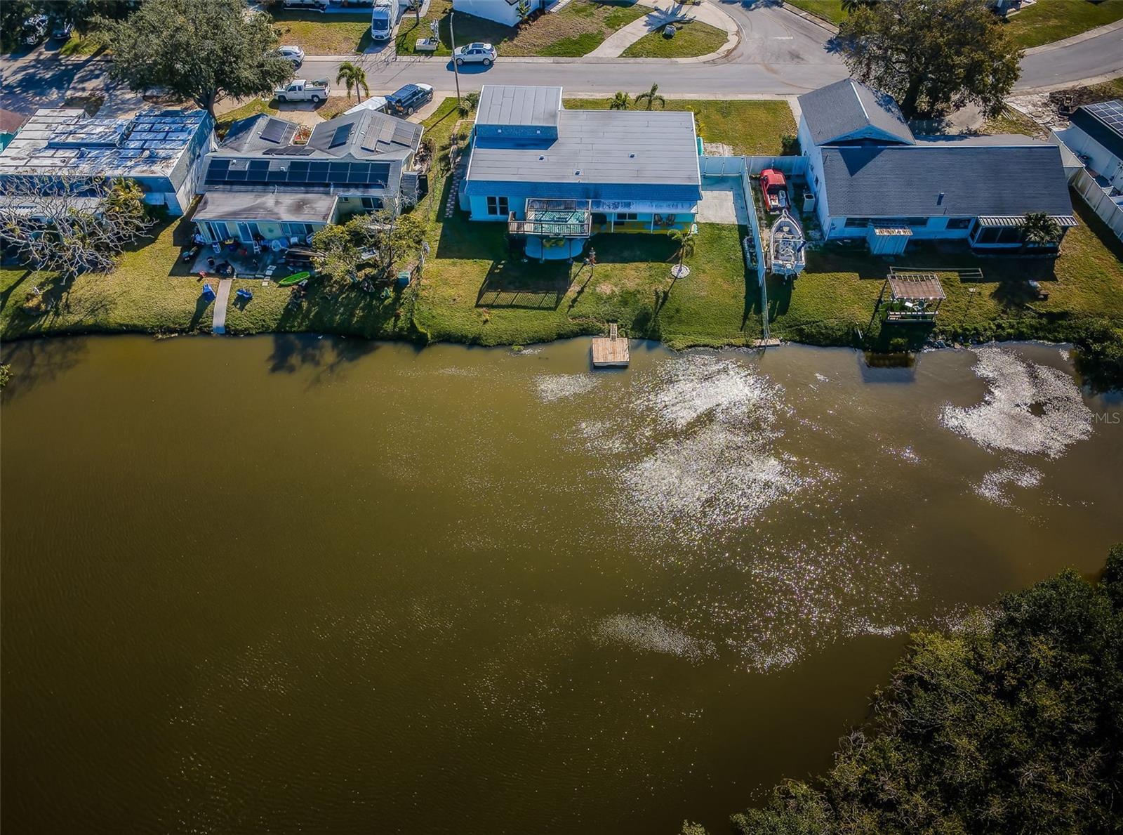 3627 GRAYTON DR — photo 44
