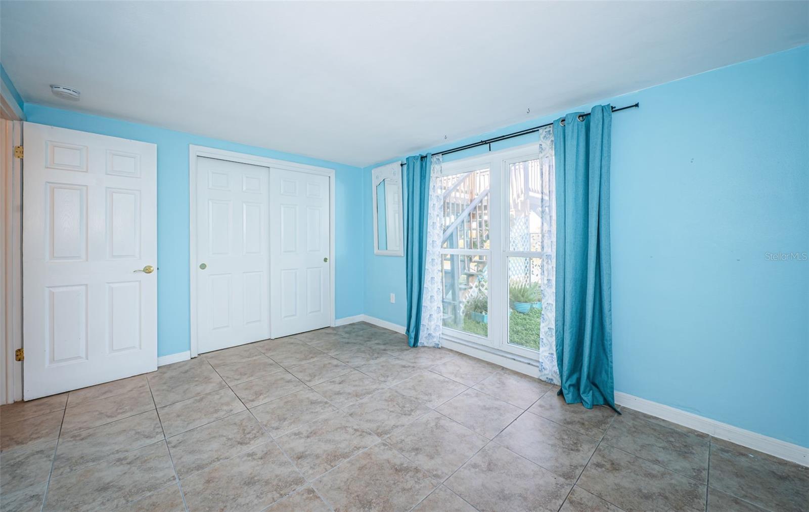 3627 GRAYTON DR — photo 31
