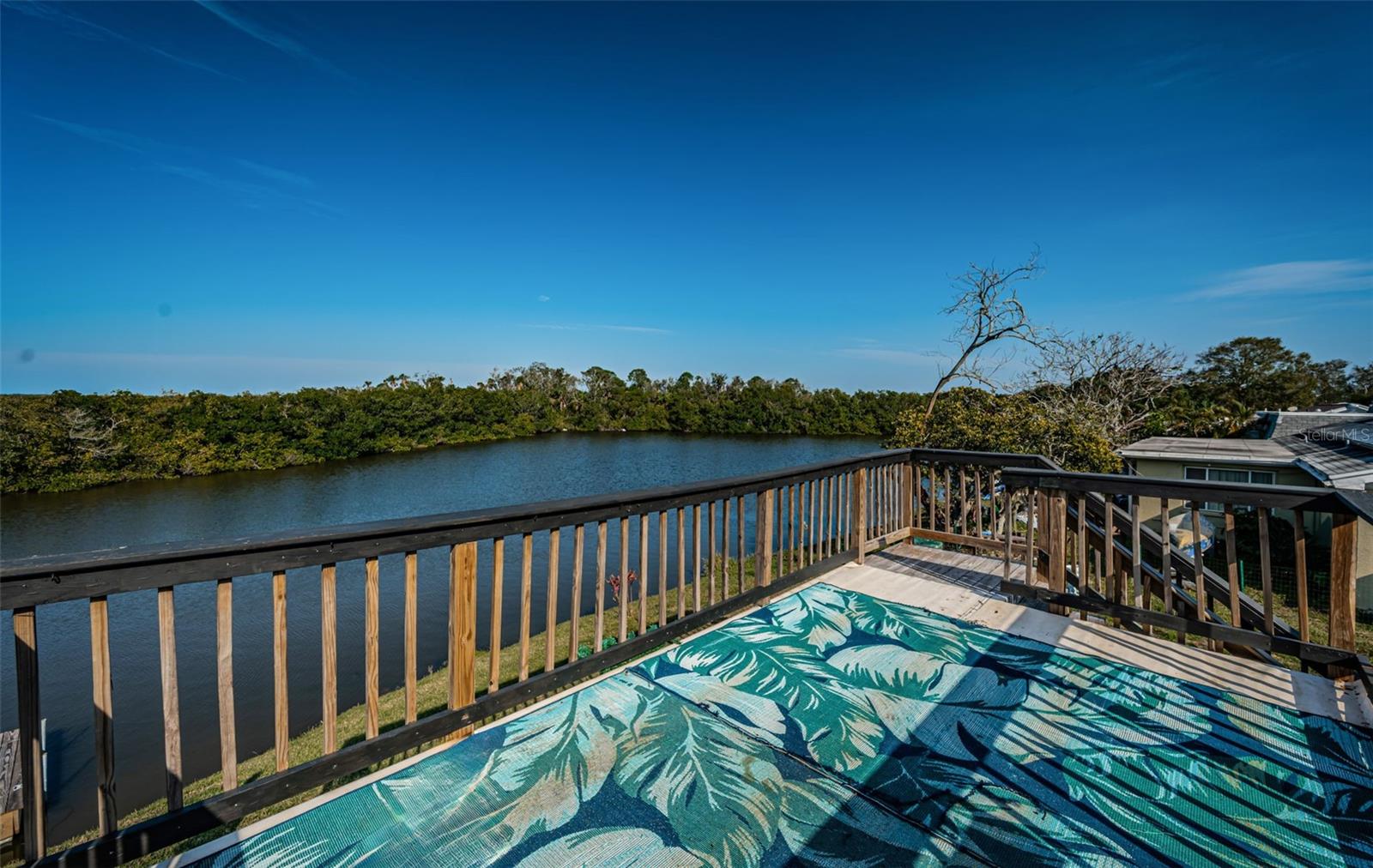 3627 GRAYTON DR — photo 55