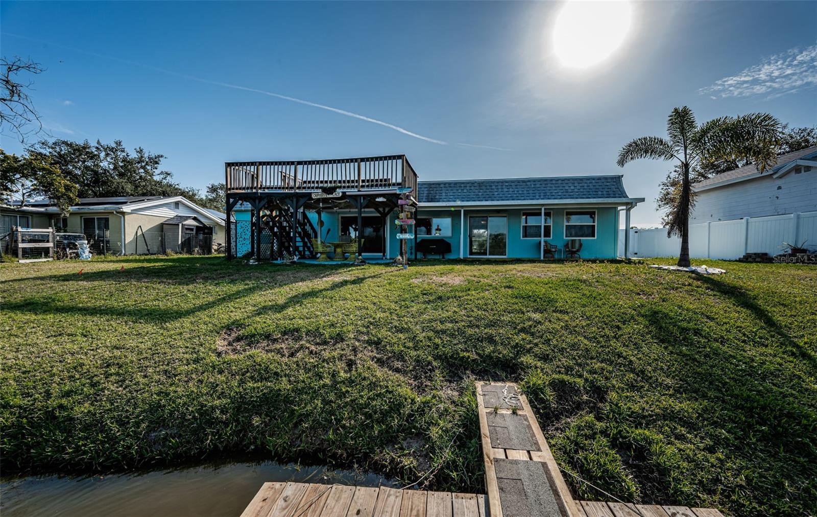 3627 GRAYTON DR — photo 47