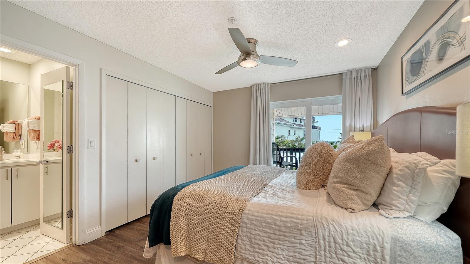 5610 AVENIDA DEL MARE — photo 10