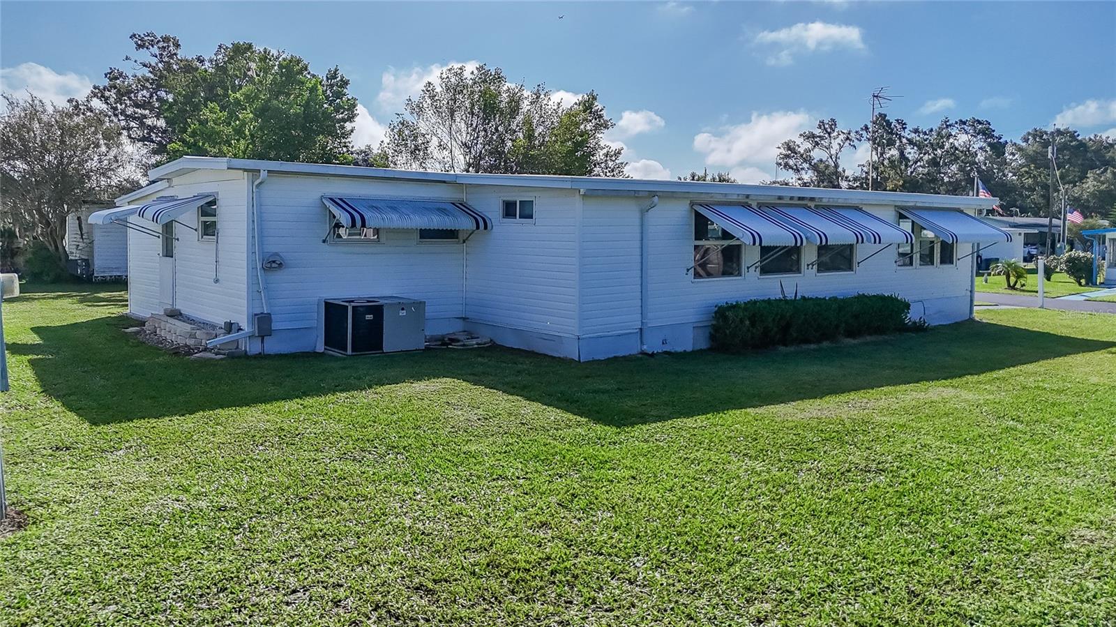 37249 HAMMOND DR — photo 21