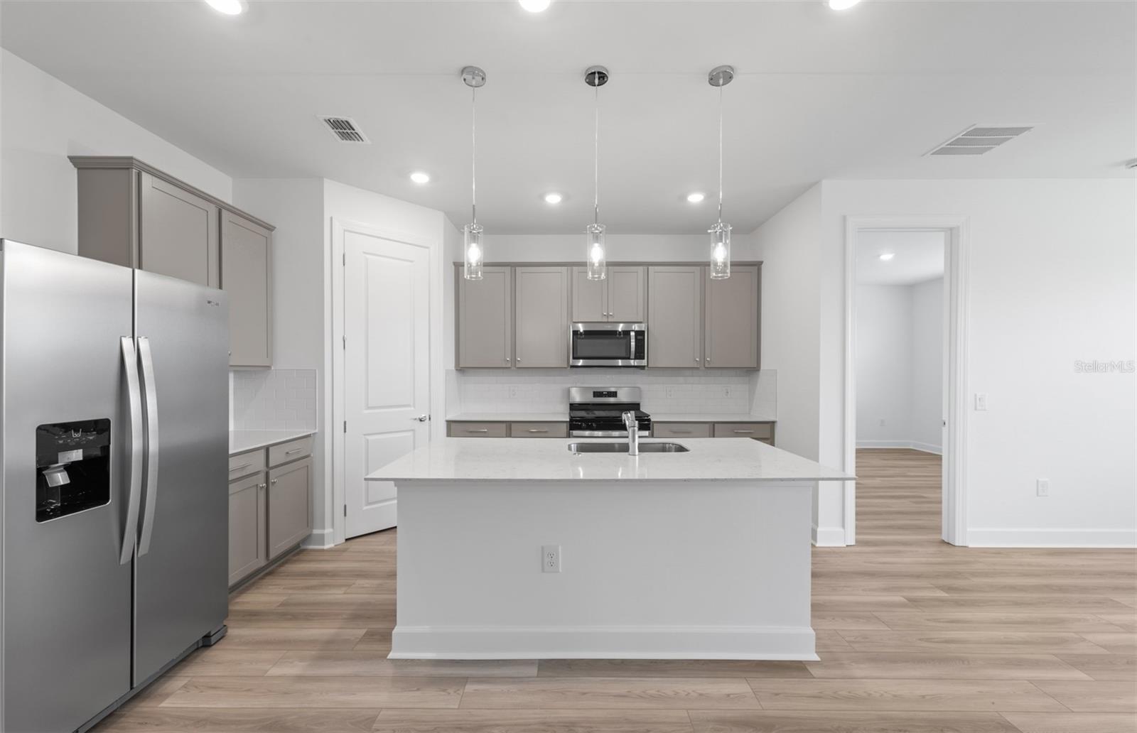 16335 LILLY ELAINE WAY — photo 16