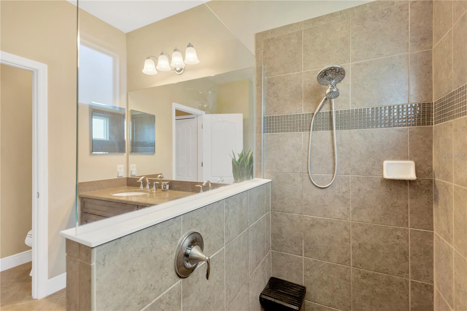 6420 SEASOUND DR — photo 27