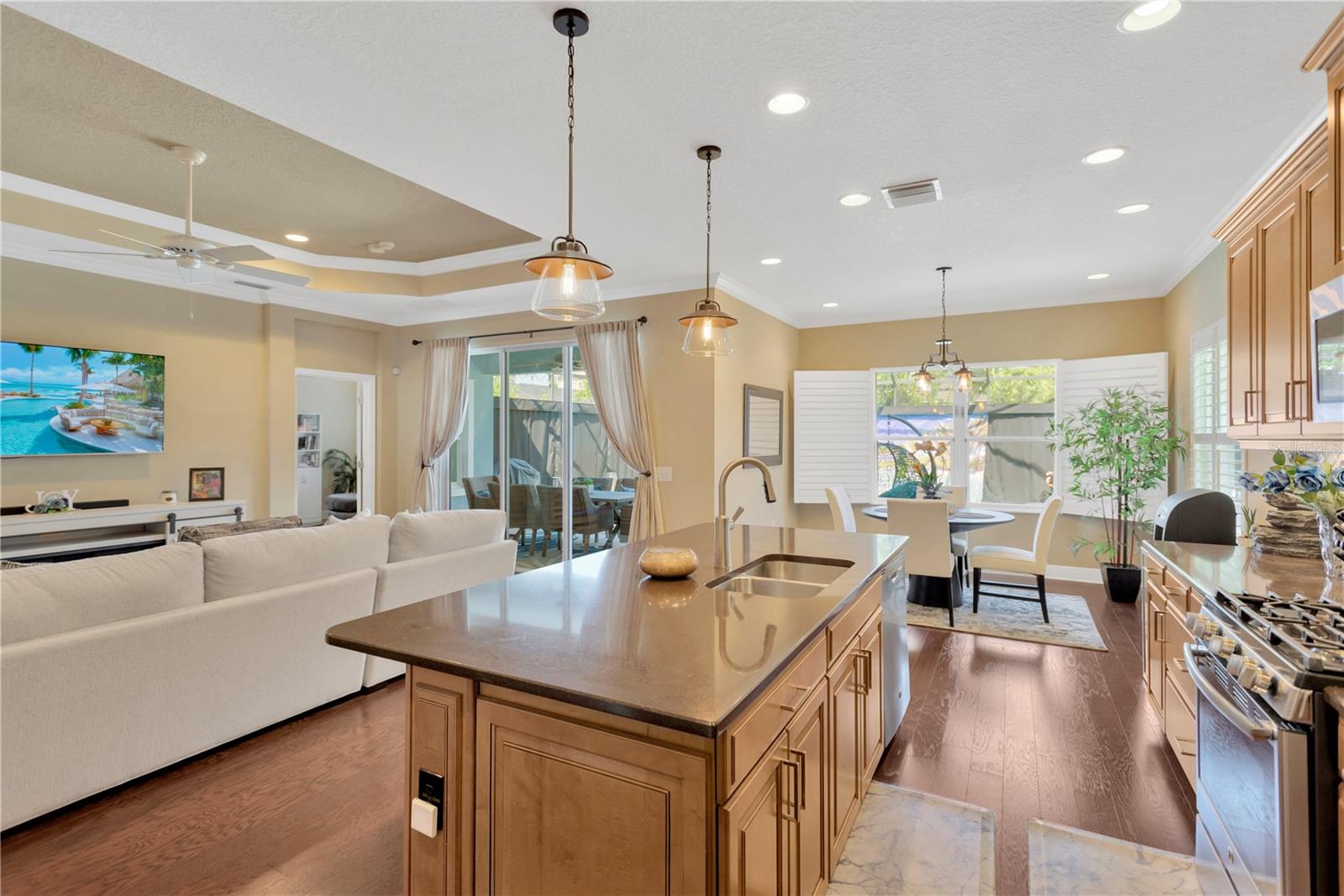 6420 SEASOUND DR — photo 10