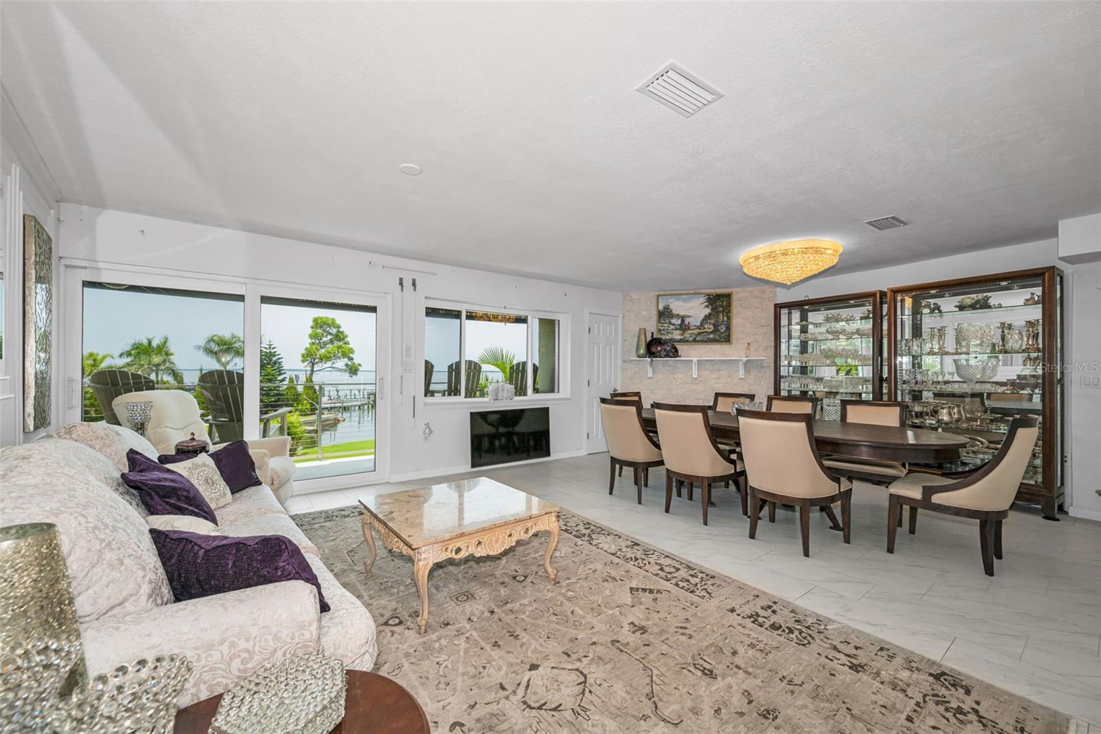 433 S PAULA DR #32 — photo 10