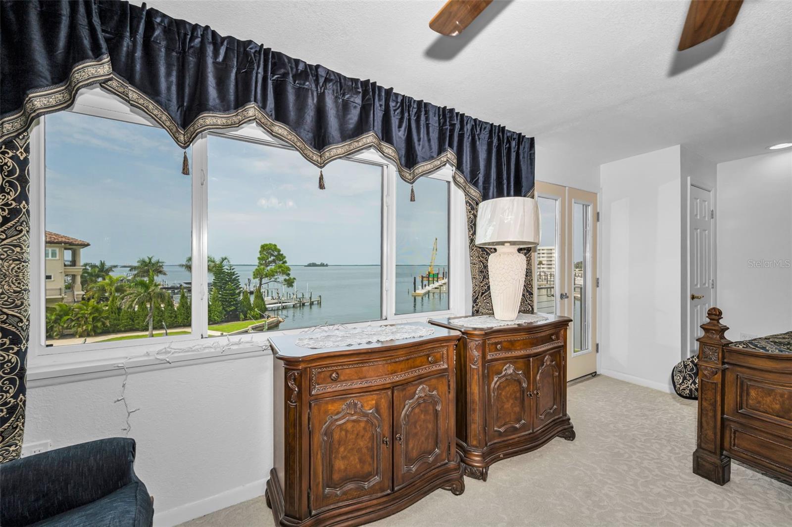 433 S PAULA DR #32 — photo 40