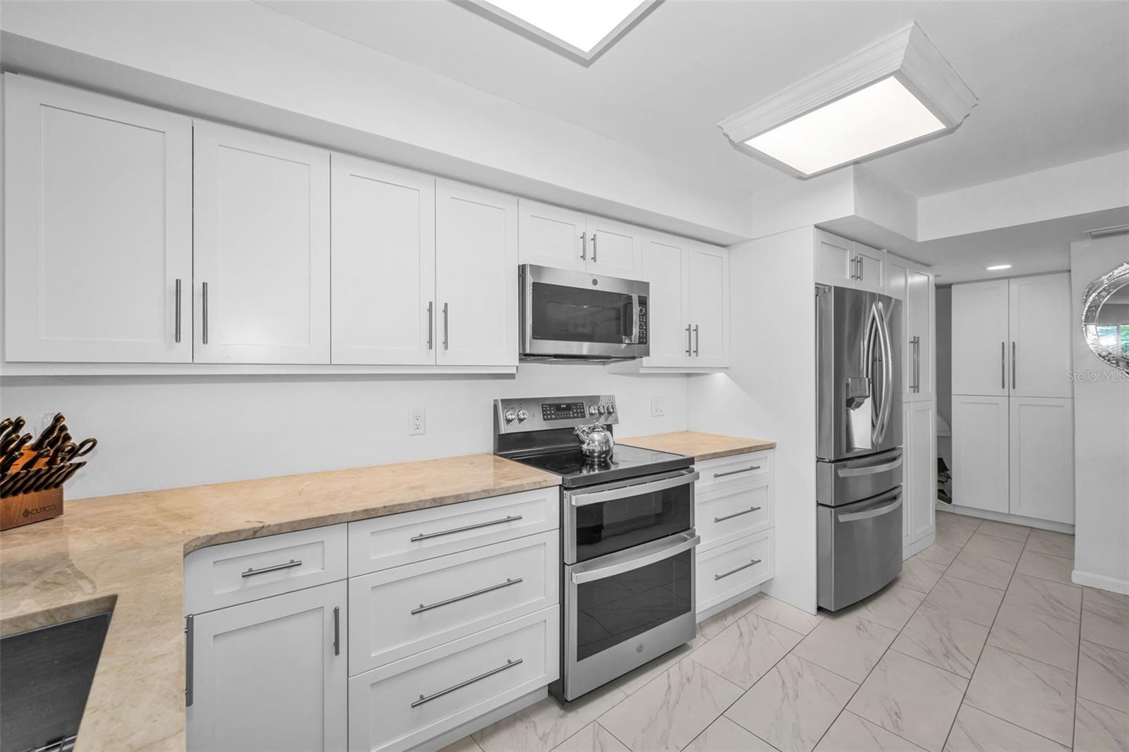 433 S PAULA DR #32 — photo 36