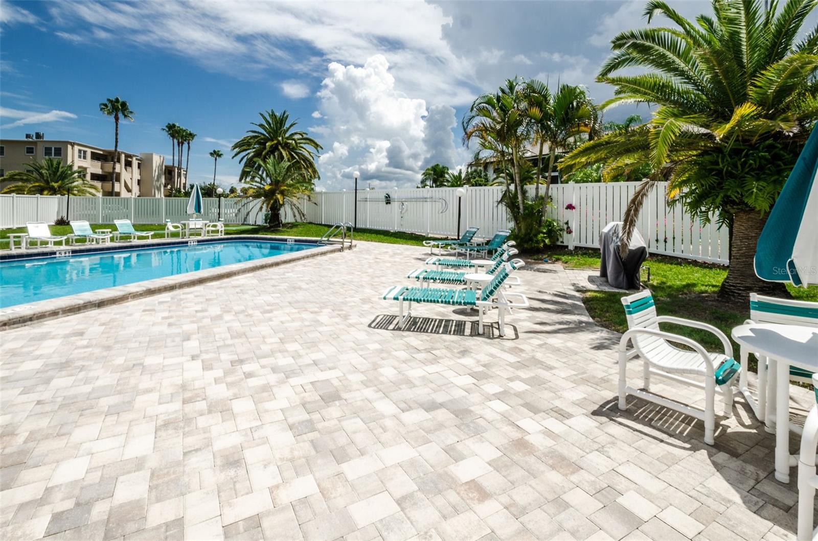 433 S PAULA DR #32 — photo 62