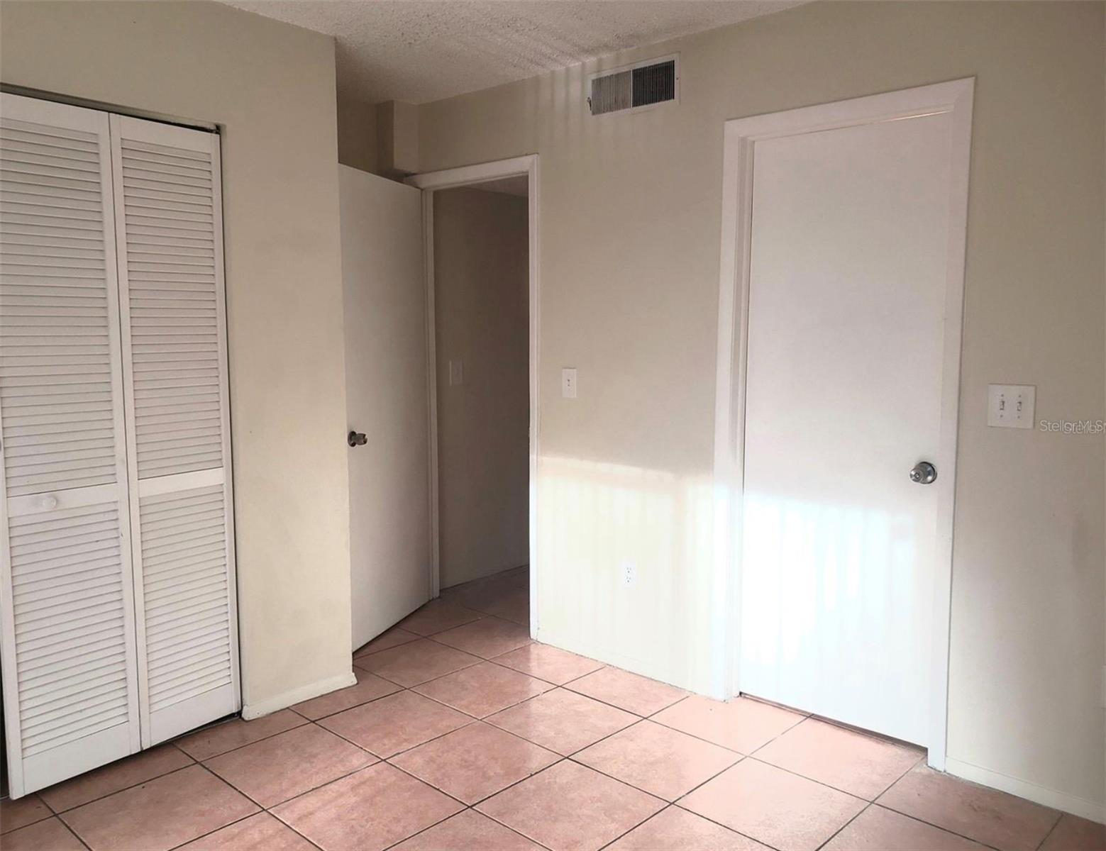 7100 WATERSIDE DR — photo 7