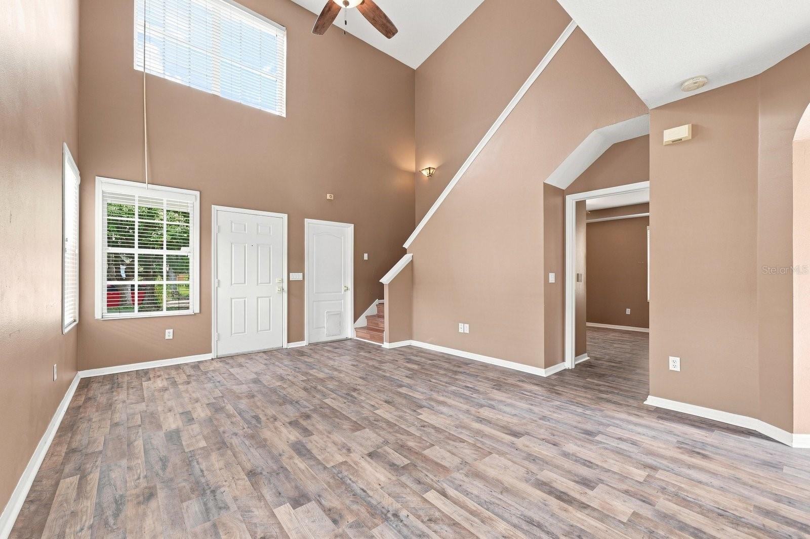 1717 MOSAIC FOREST DR — photo 8