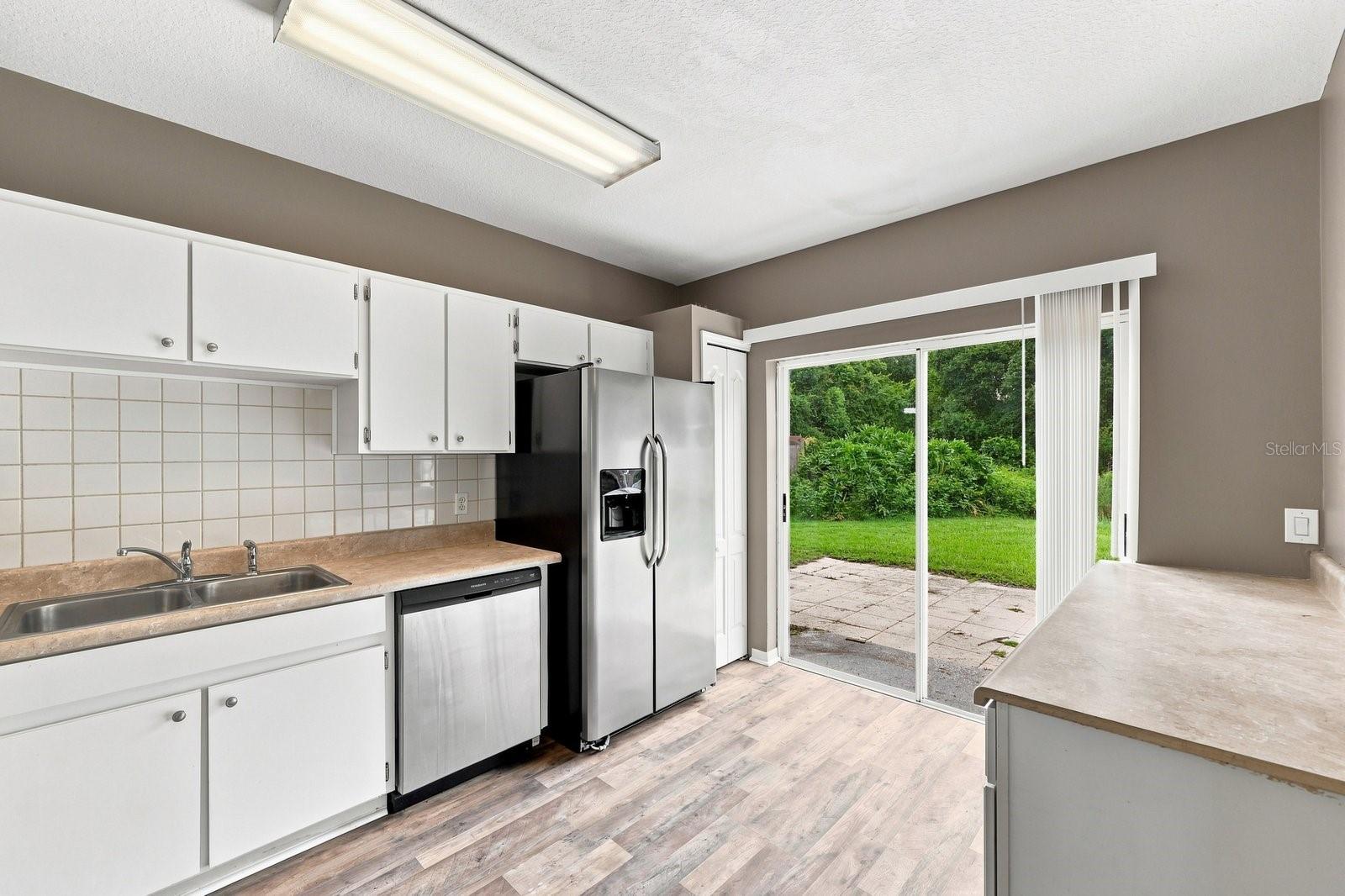 1717 MOSAIC FOREST DR — photo 13
