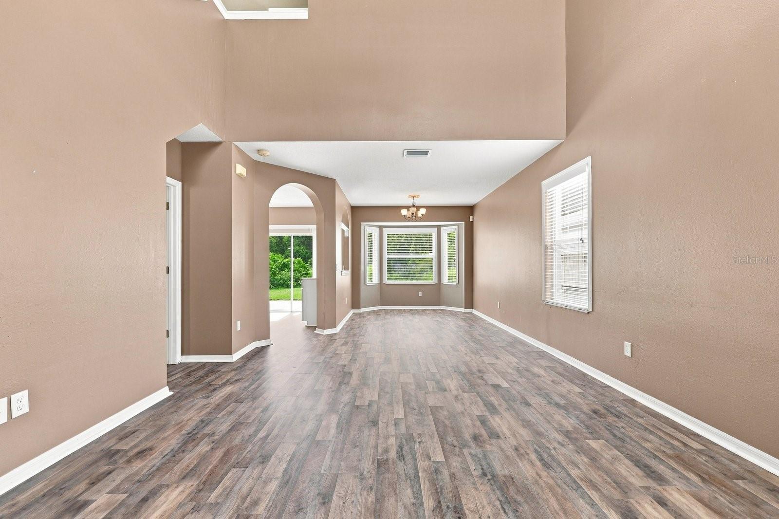 1717 MOSAIC FOREST DR — photo 7