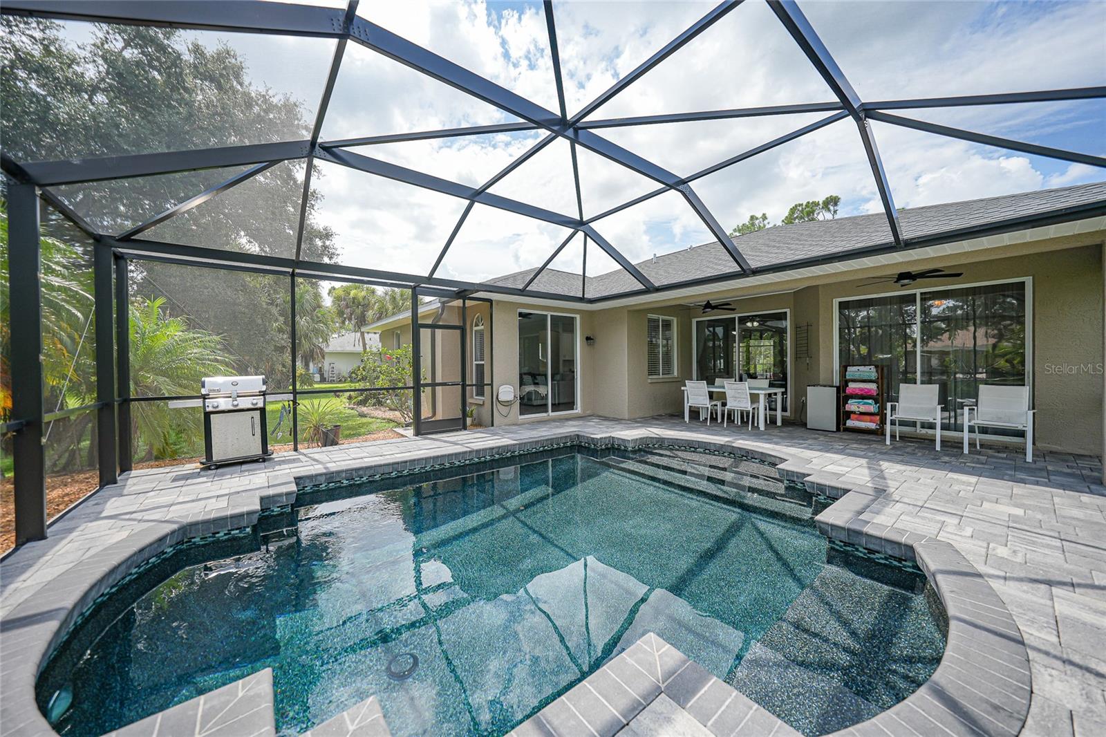 2880 VOGLER LN — photo 33