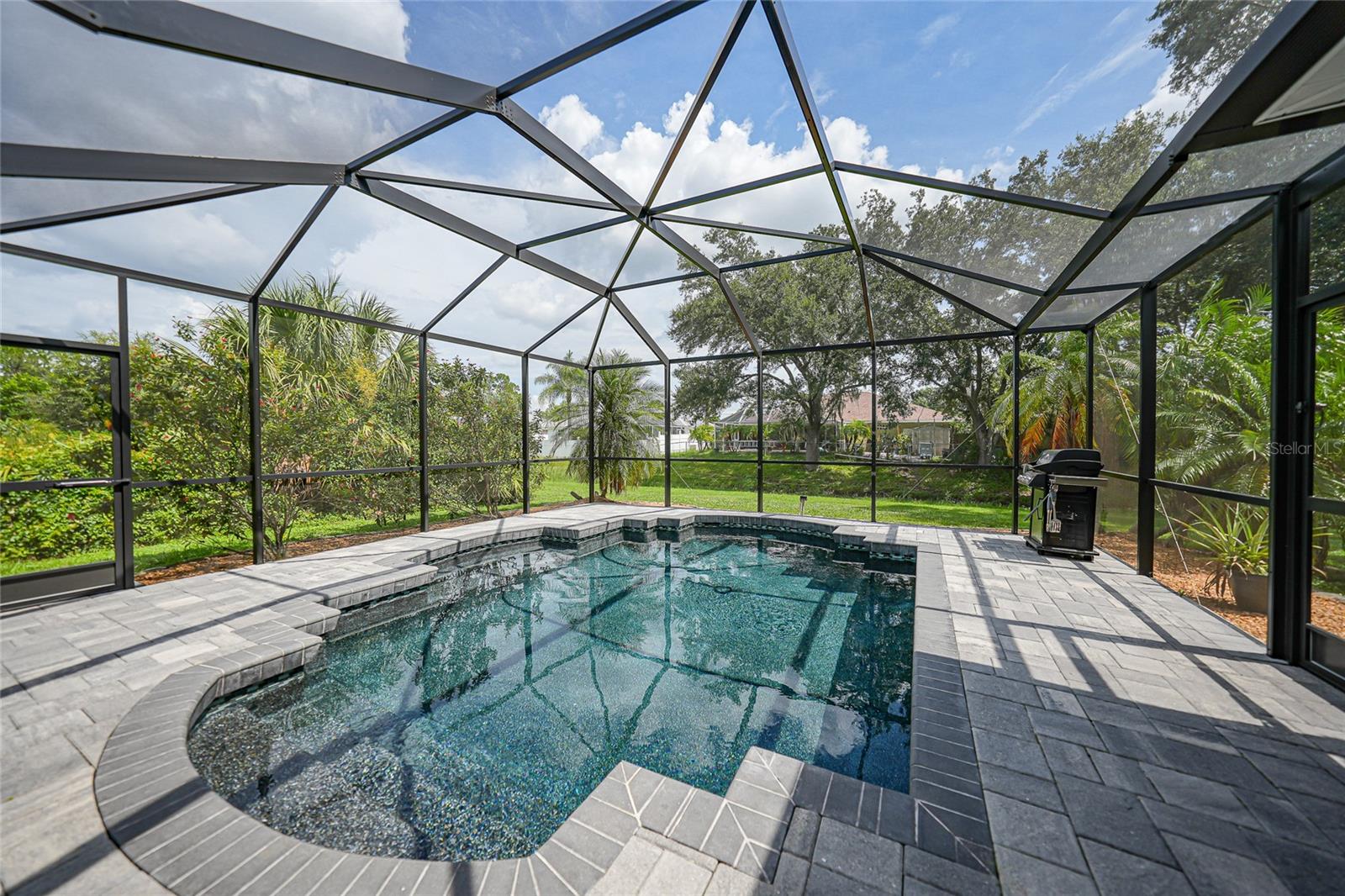 2880 VOGLER LN — photo 36