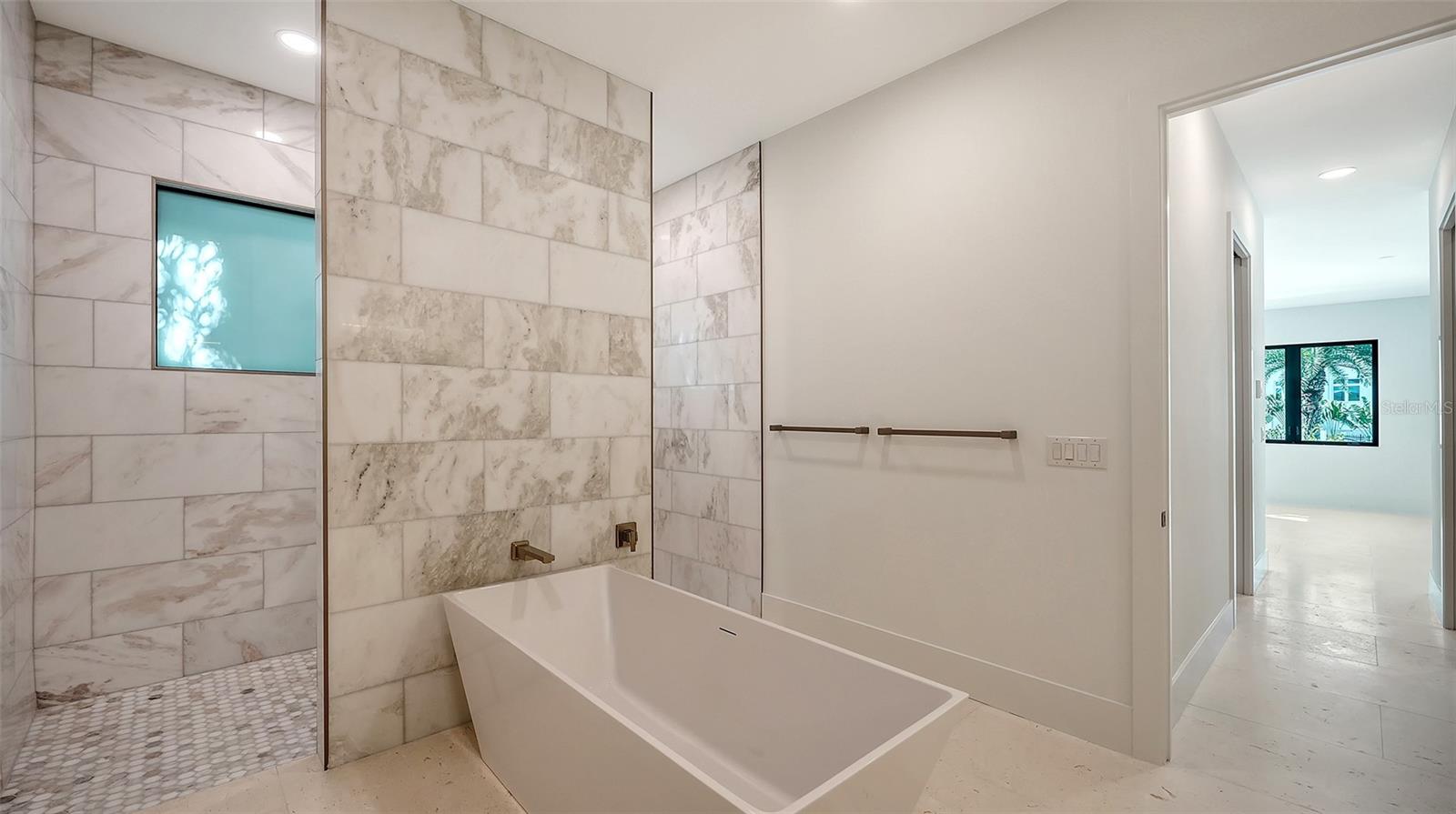 1516 RIDGEWOOD LN — photo 37