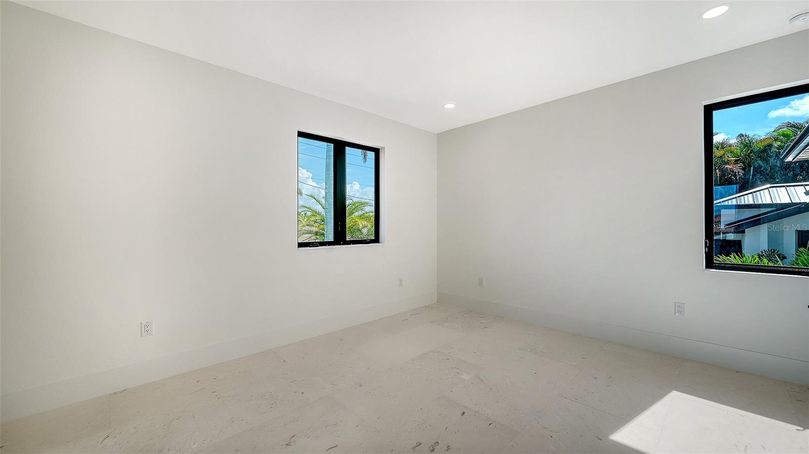1516 RIDGEWOOD LN — photo 44