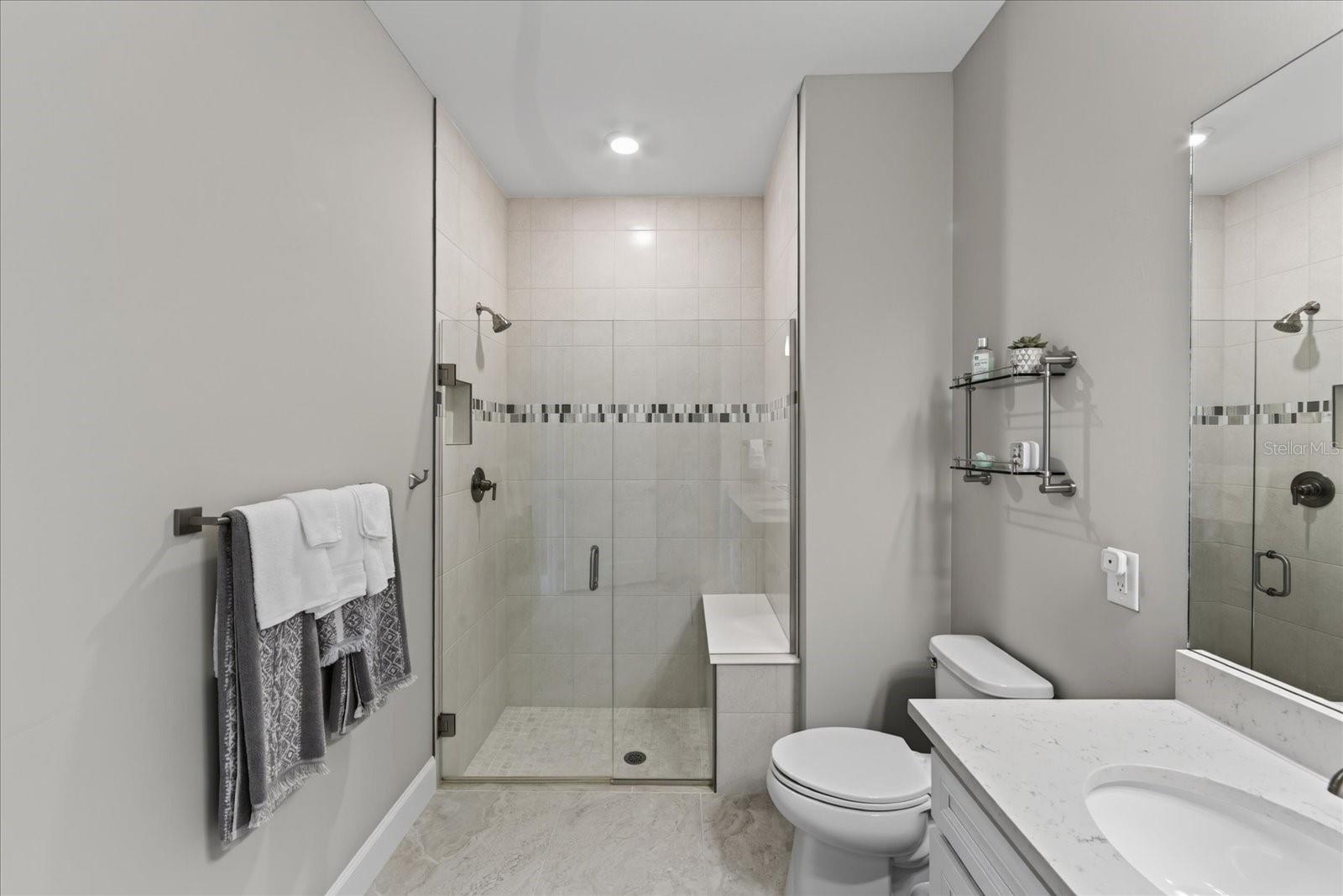 7653 SUMMERLAND CV — photo 23