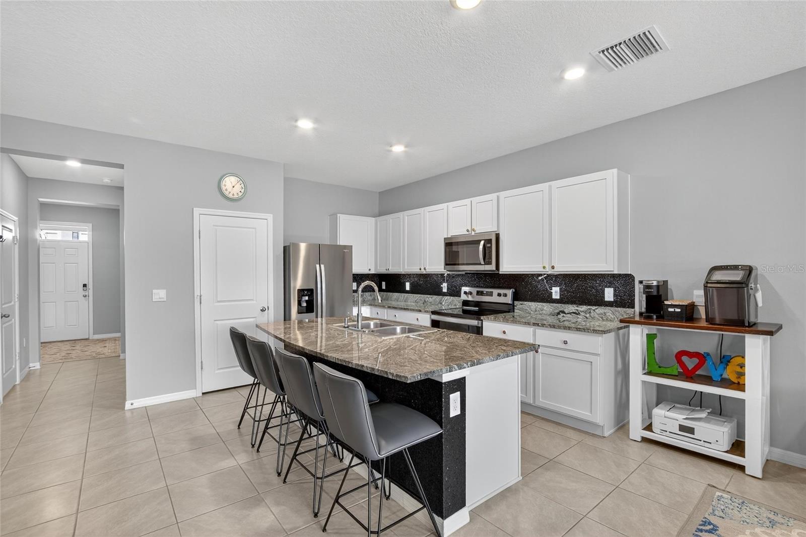 5055 CAPTAIN DAVIS DR — photo 7